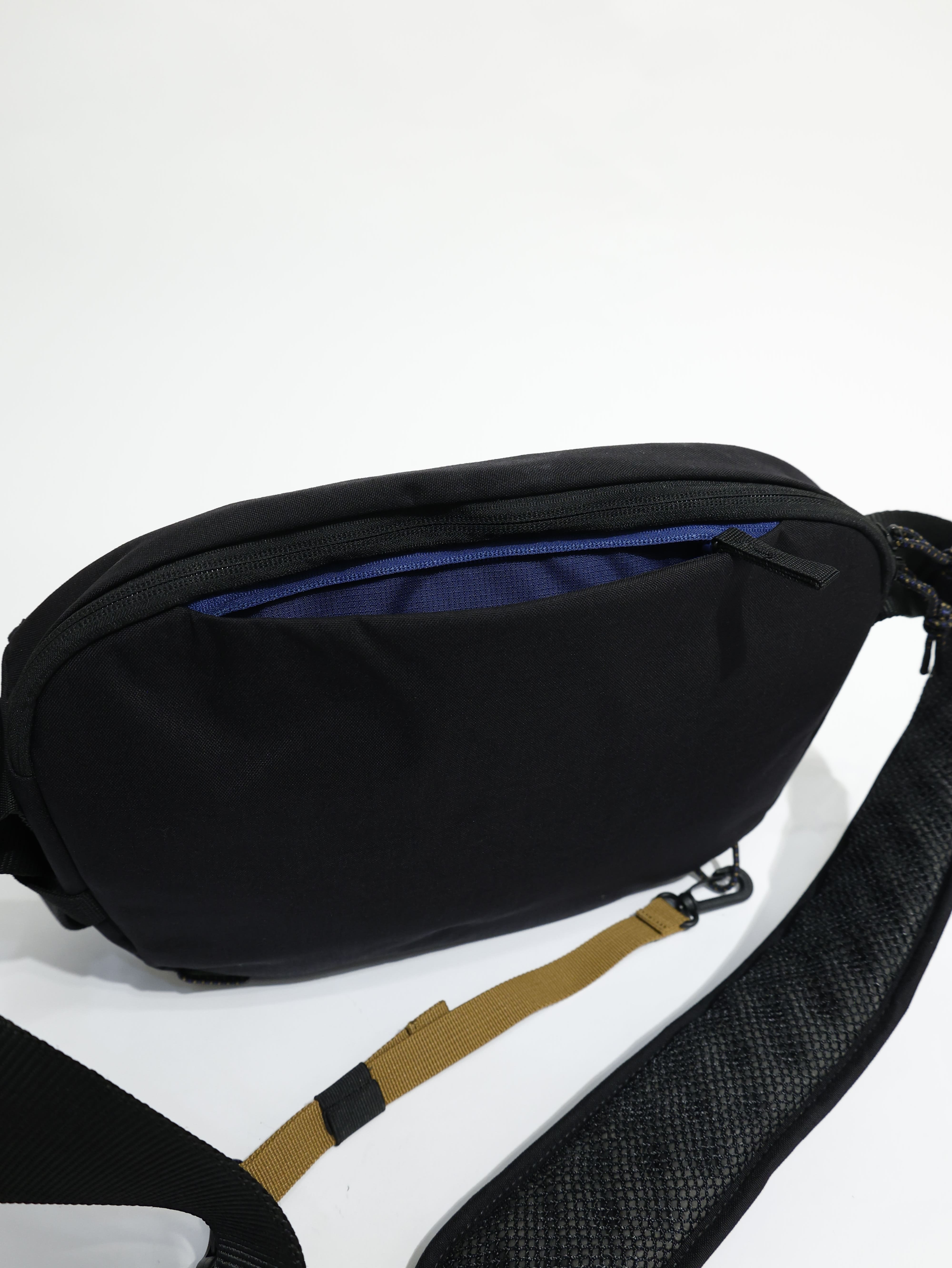 CRUMPLER 小野人 Billy 肩背包 BLY002
