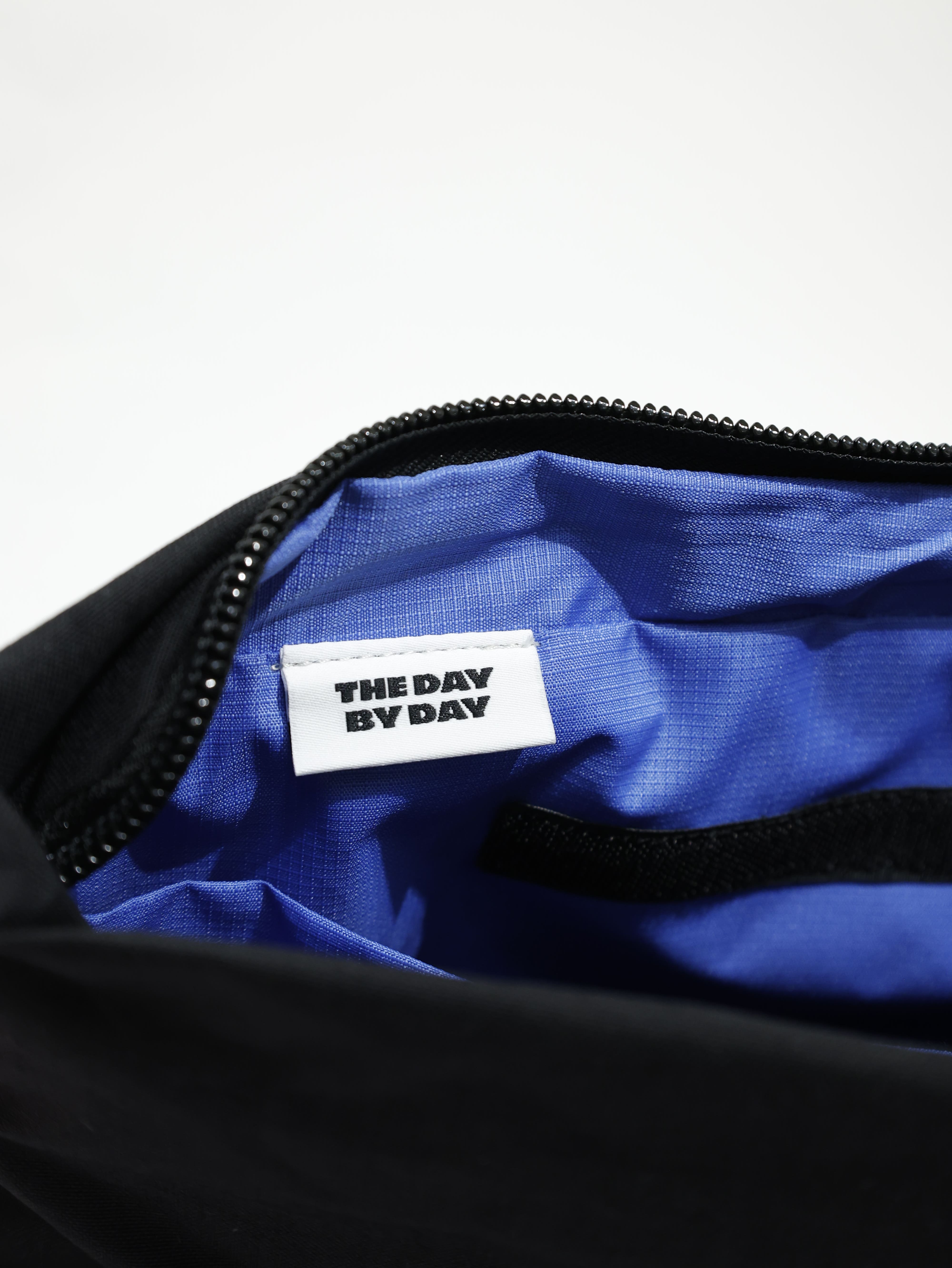 CRUMPLER 小野人 Day By Day 肩背包 DBD002