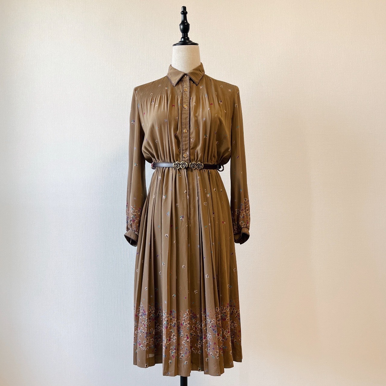 日本製啡色小碎花連身裙