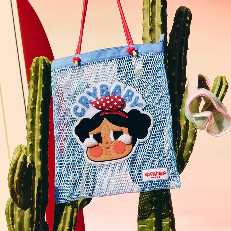 POP MART 泡泡瑪特 CRYBABY Vacation Mode On系列 單肩包