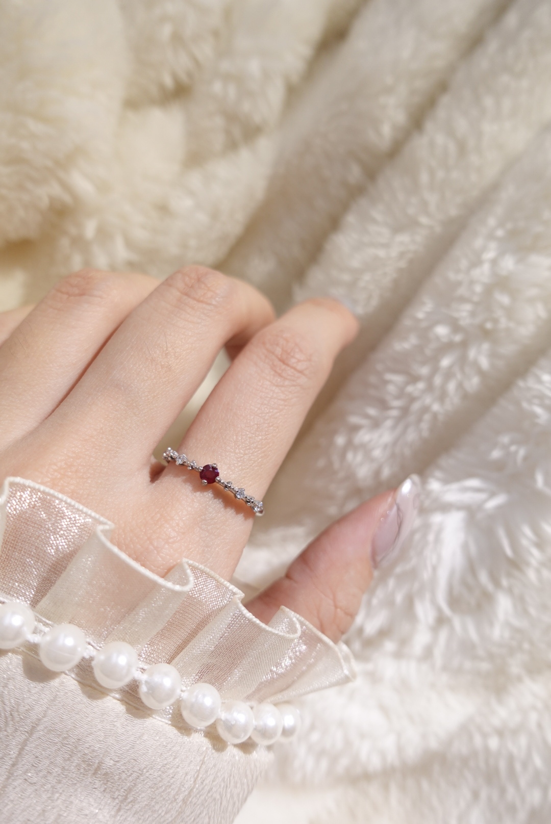 《 預購 》簡約高級紅寶石