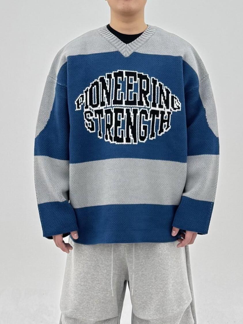 拼色英文字針織衫 COVILL-234T