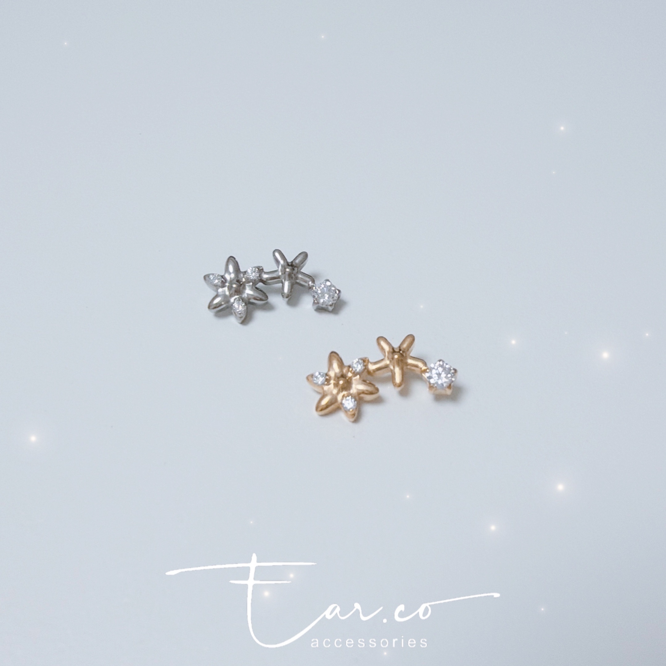 三連光面小花花平頭耳門/耳珠/耳骨釘 [G23 Titanium]