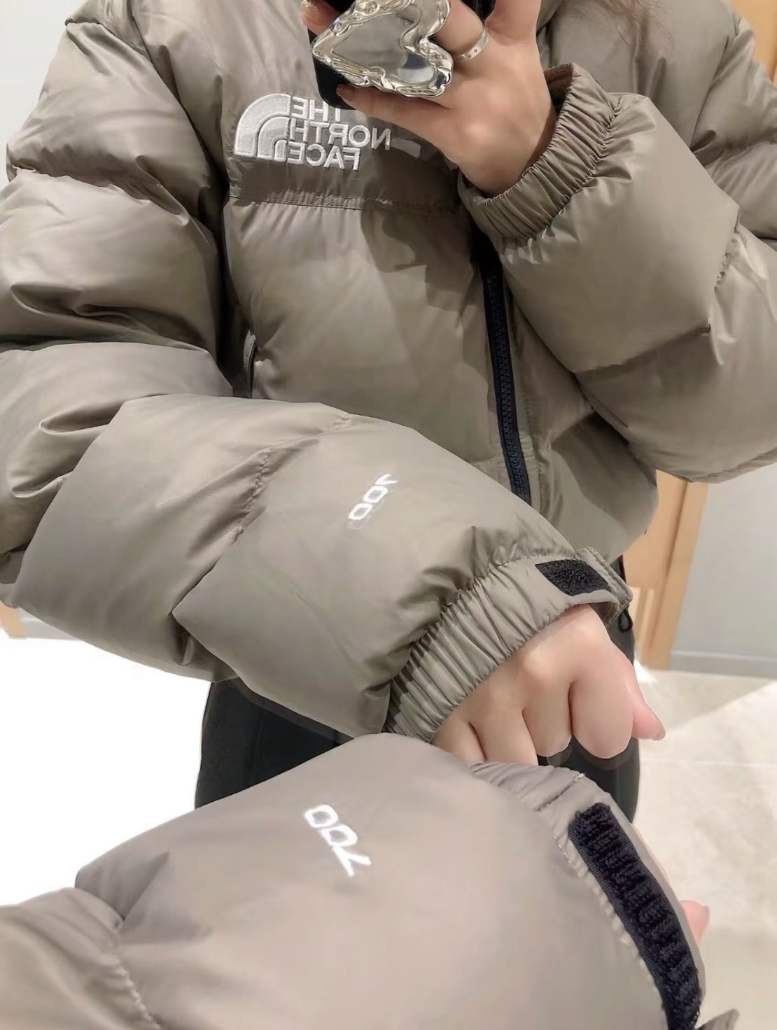 The North Face Women’s 1996 Retro Nuptse Jacket 700-Fill Goose Down NF0A5GGE-BOW