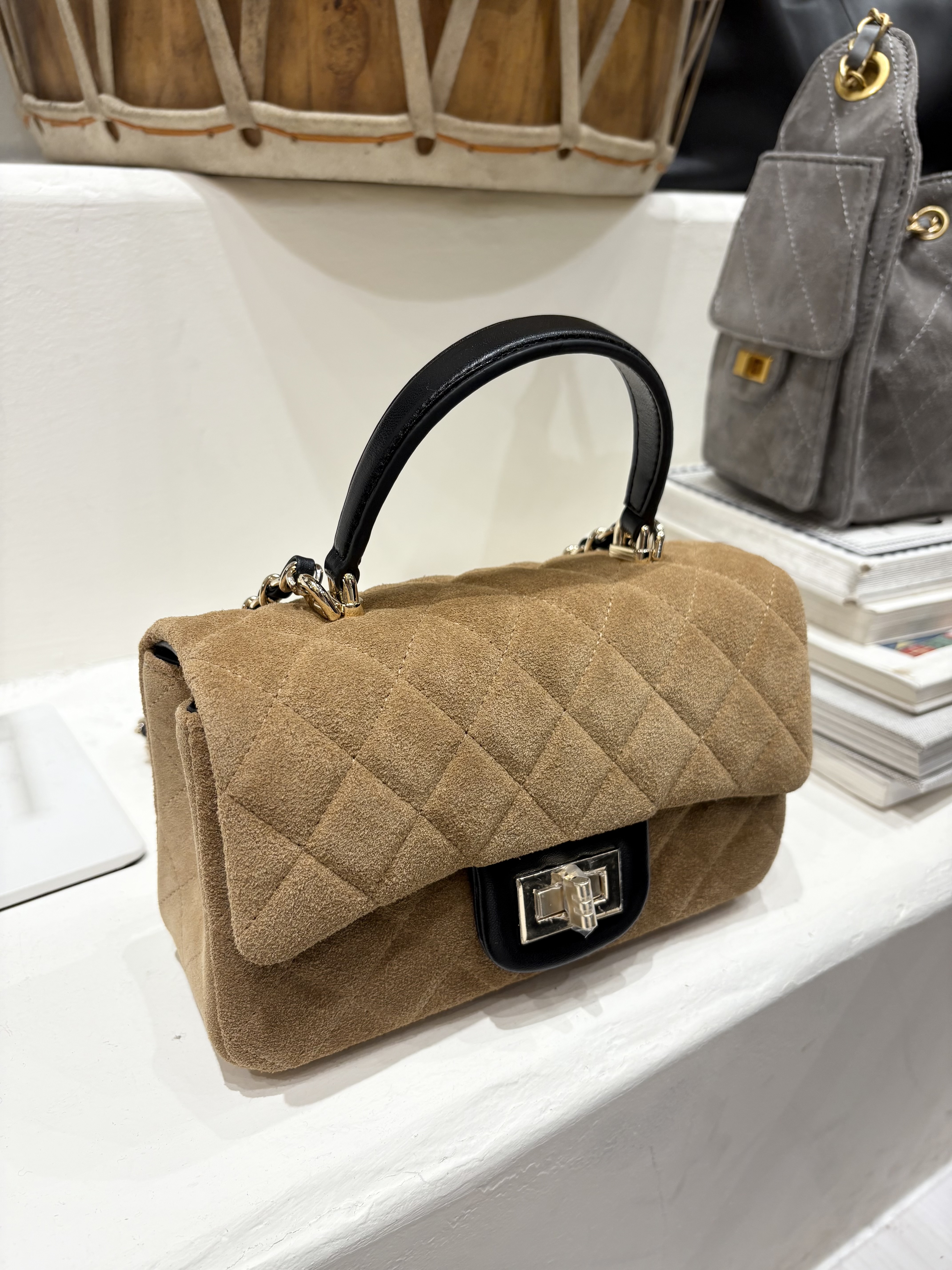 真皮菱格麂皮奶茶包