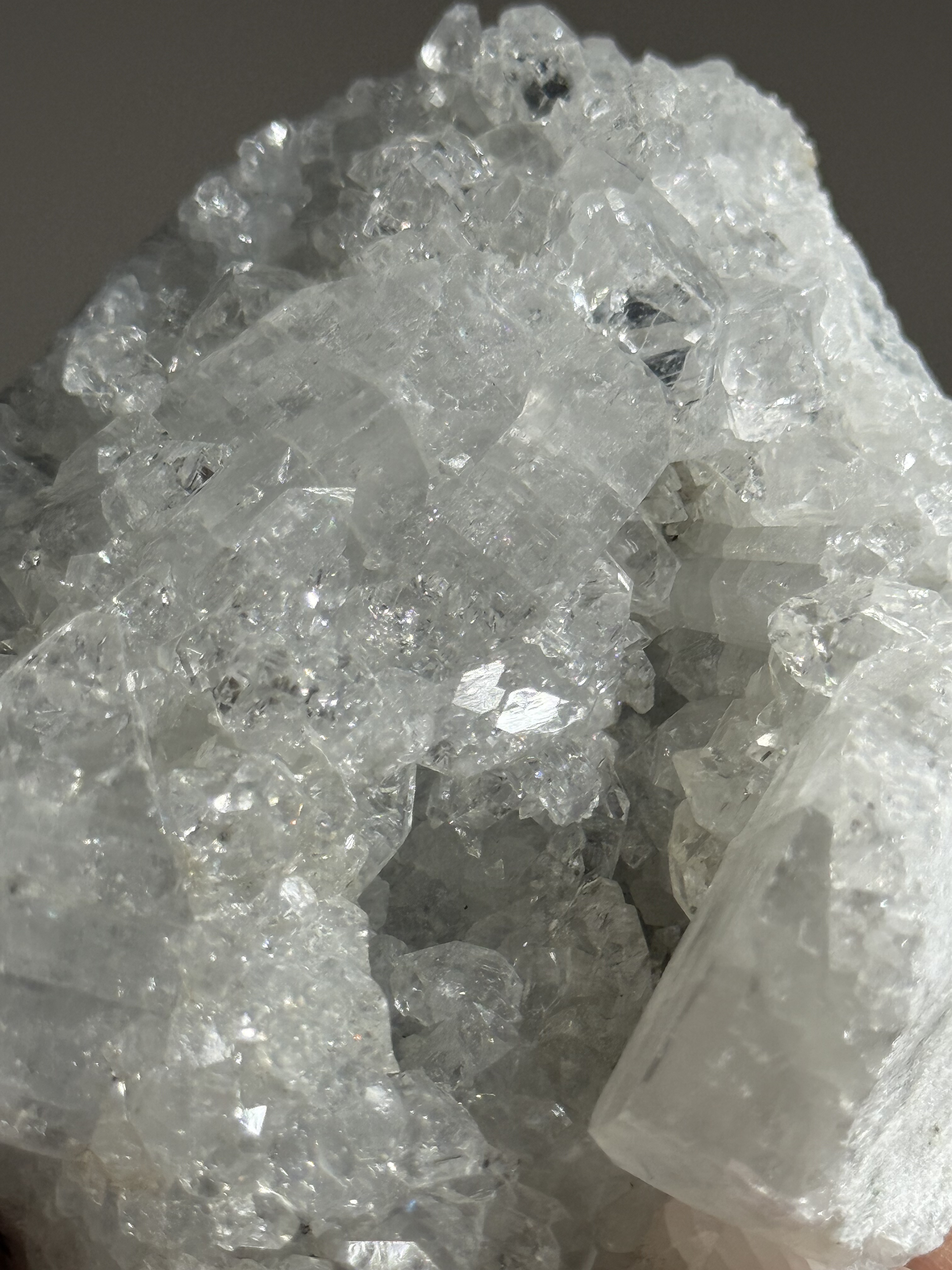 Lueur Blanche - Apophyllite