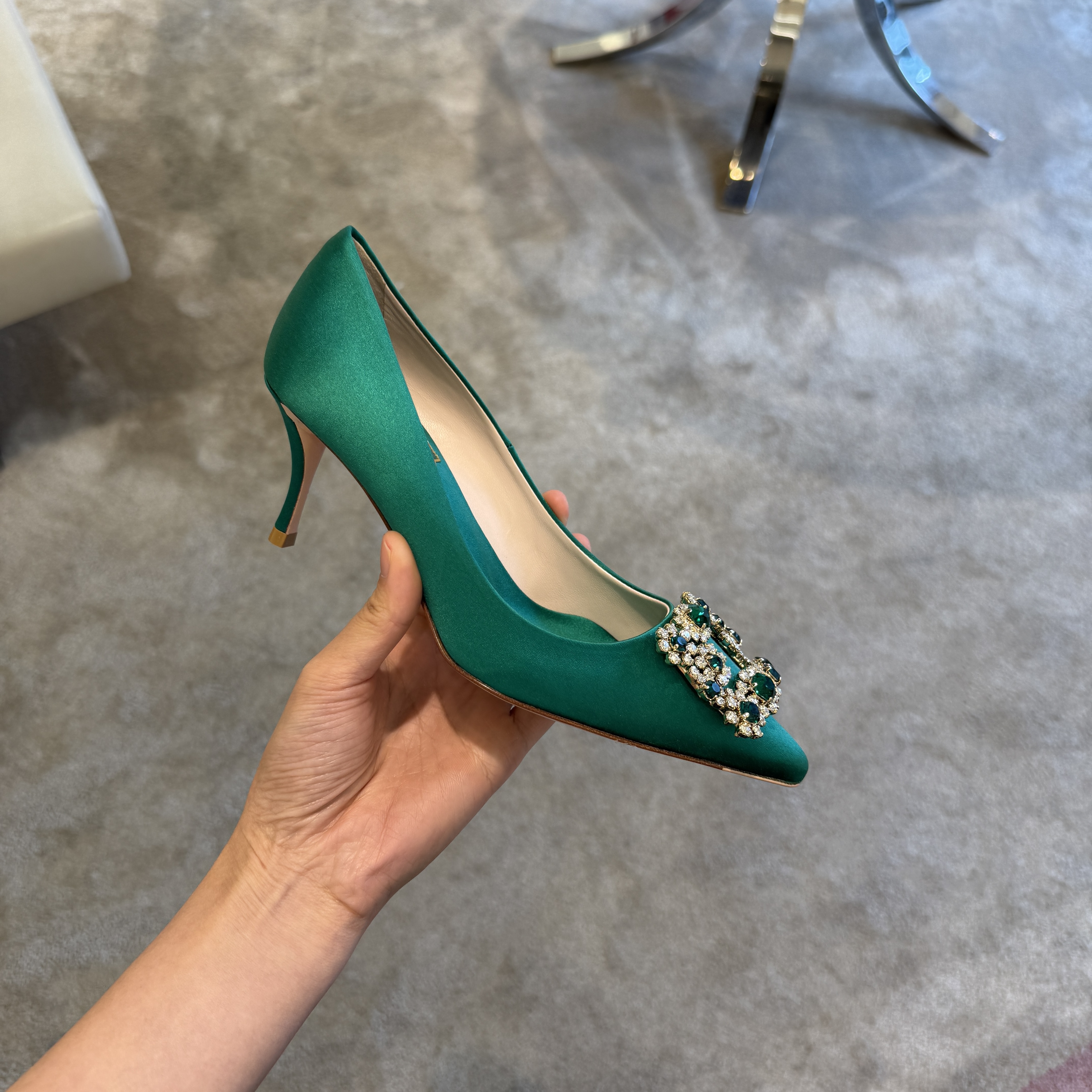 Roger Vivier RV bouquet Flower strass heels satin emerald green