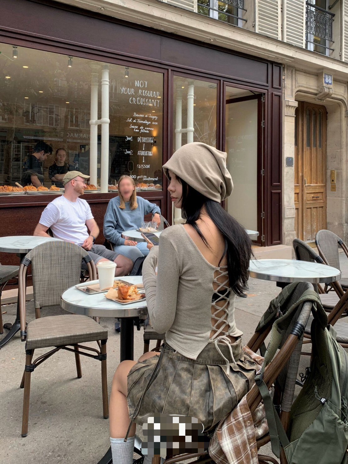 背綁交叉合身短t