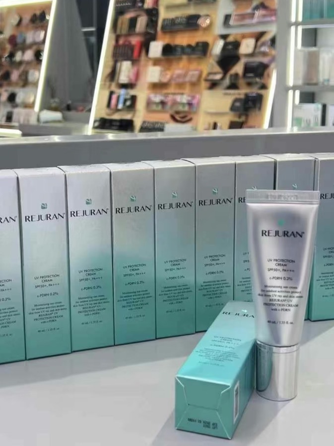 REJURAN 麗珠蘭 水光精華防曬霜