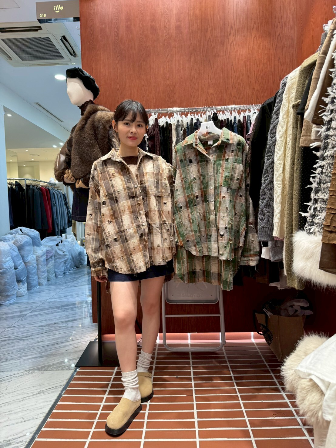 IO5153 街頭破損格紋恤衫