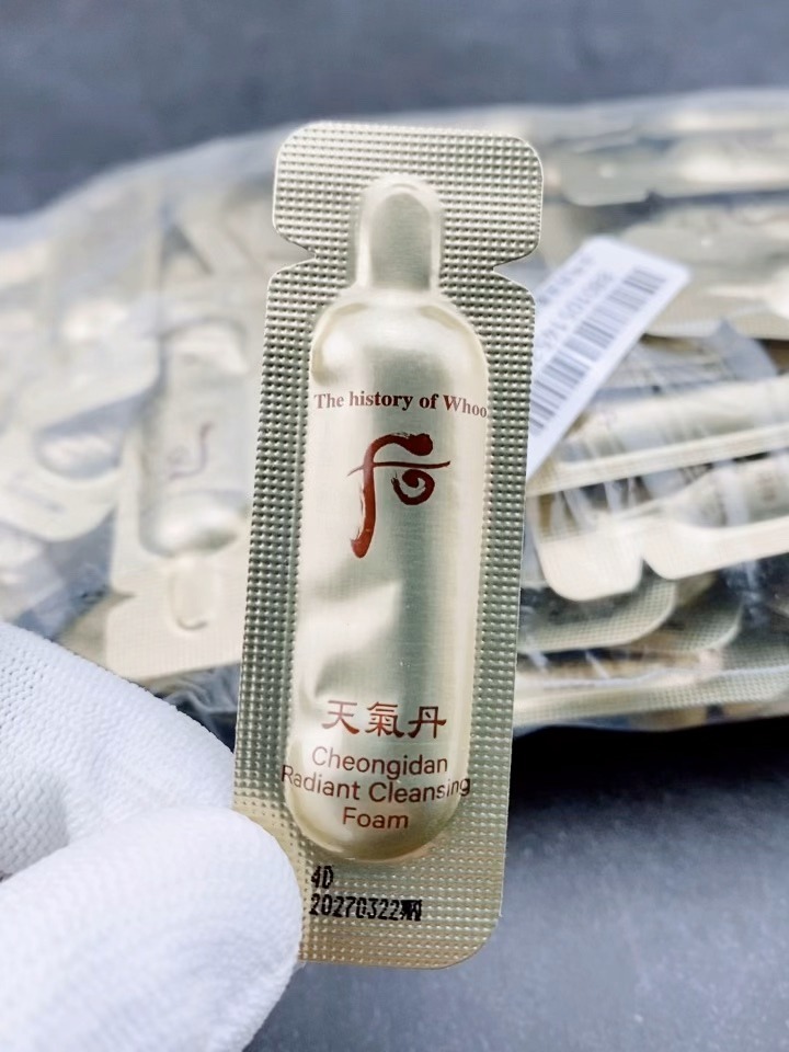 【預購】AKR110140 The Whoo 后 天氣丹華炫精華潔面泡泡 (1ml*120小片)