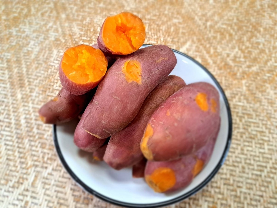 台農 66 號常被用來製作地瓜乾與地瓜條，因富含胡蘿蔔素而呈現鮮豔色澤，是新北金山的招牌。