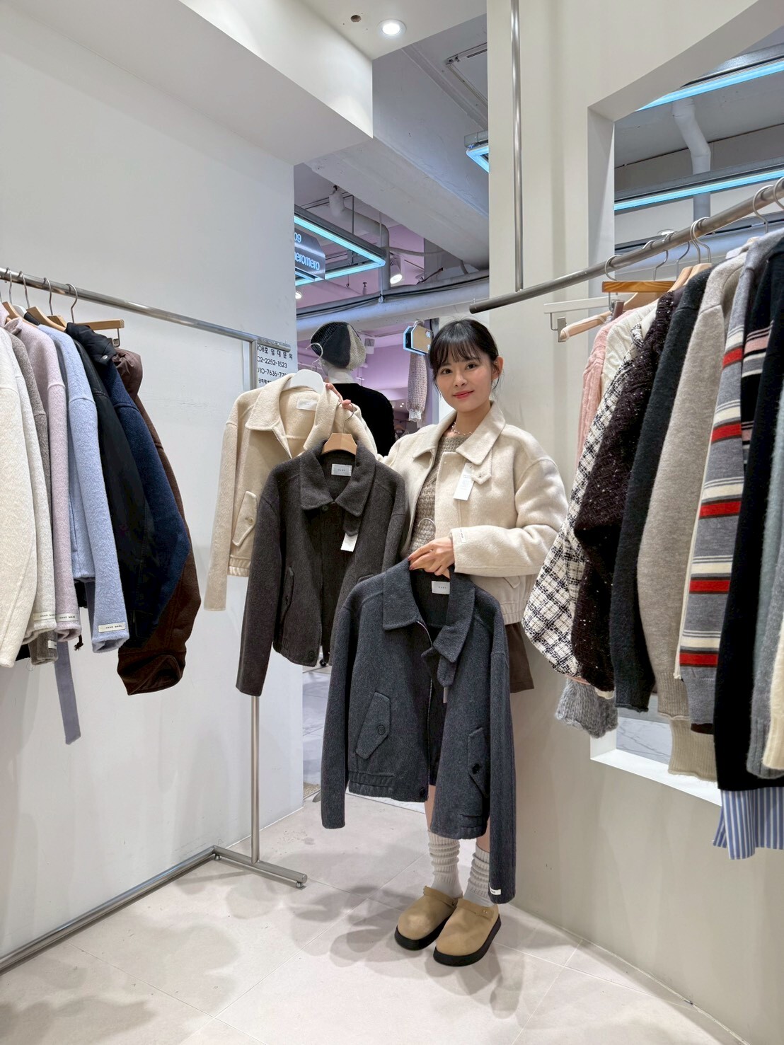 HU5136 橡筋收腰翻領鈕扣外套