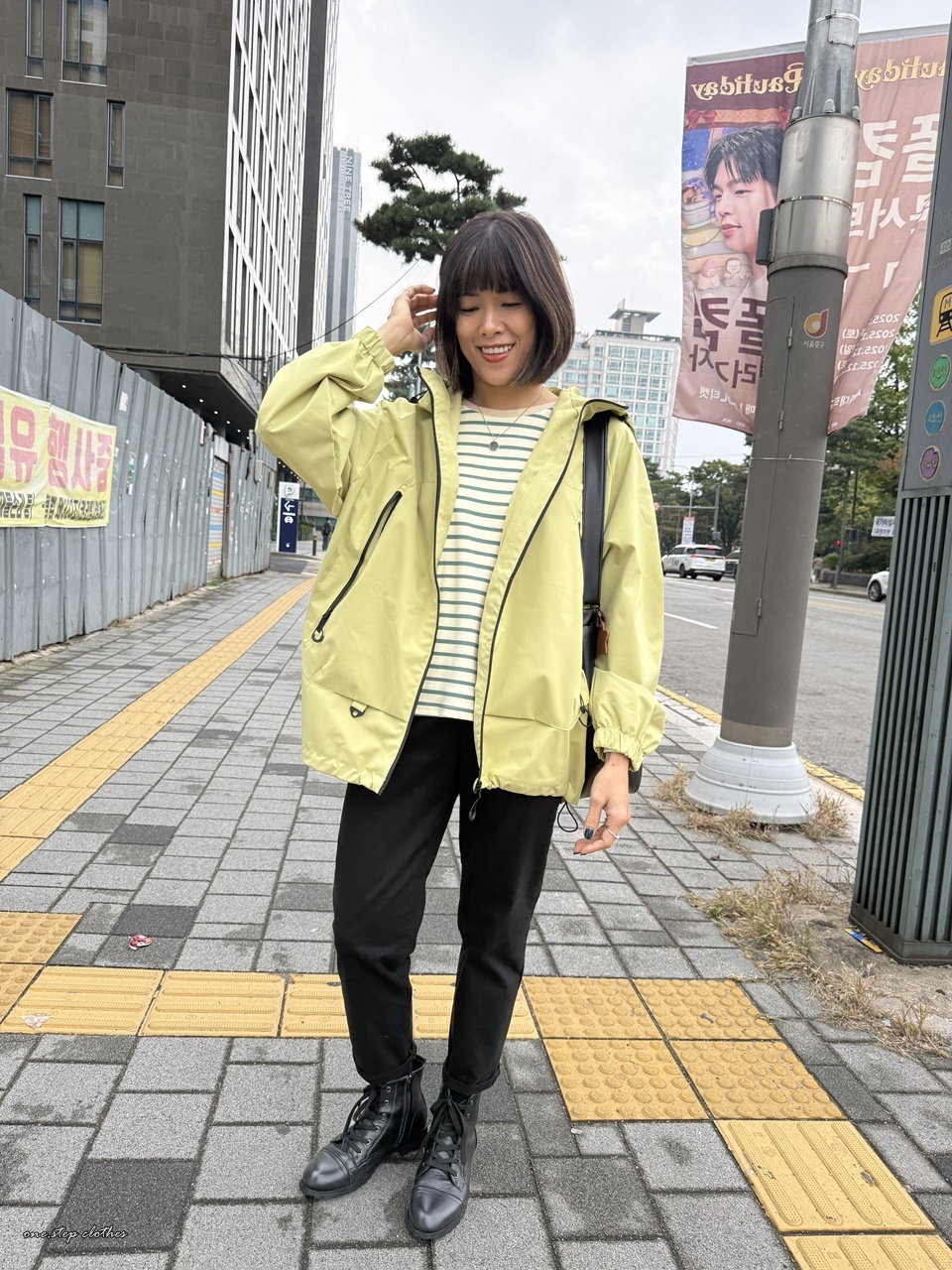 正韓Outdoor寬鬆休閒防潑水連帽外 (黃)