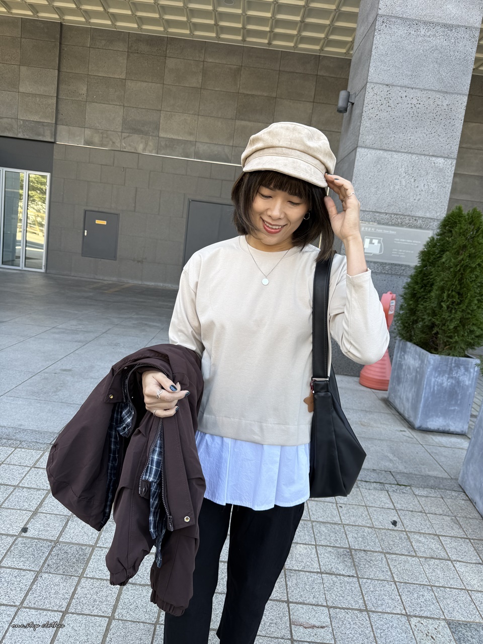 正韓奶茶下拼接設計T