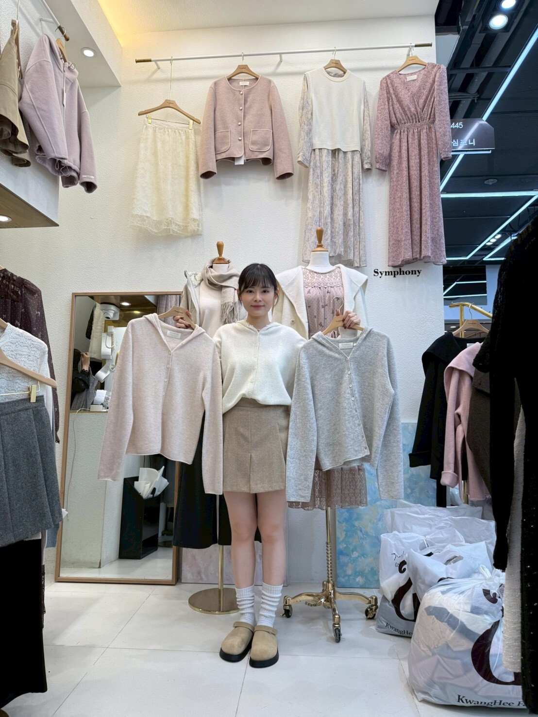 SY5137 連帽捲捲邊排扣外套