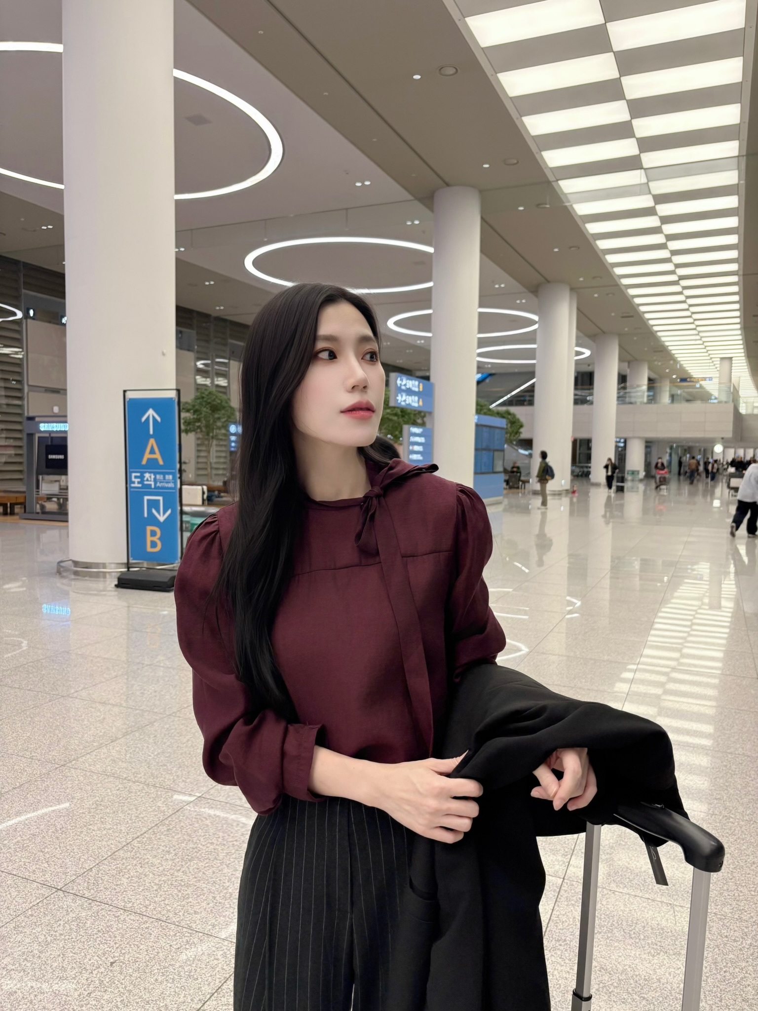 透膚感領綁帶上衣(長袖)