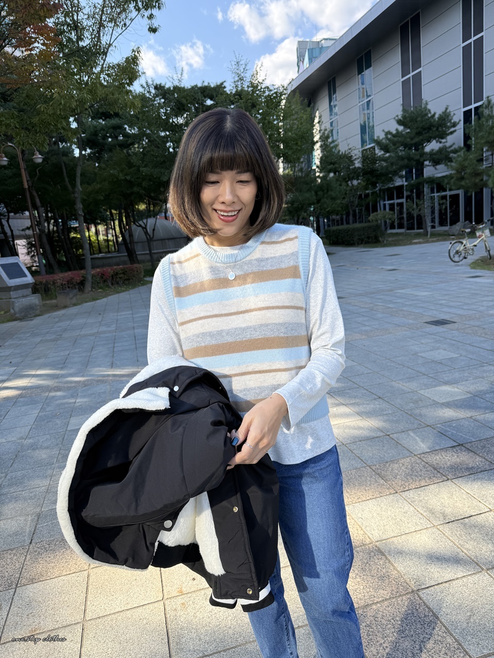 正韓水藍橫條軟Q毛料背心