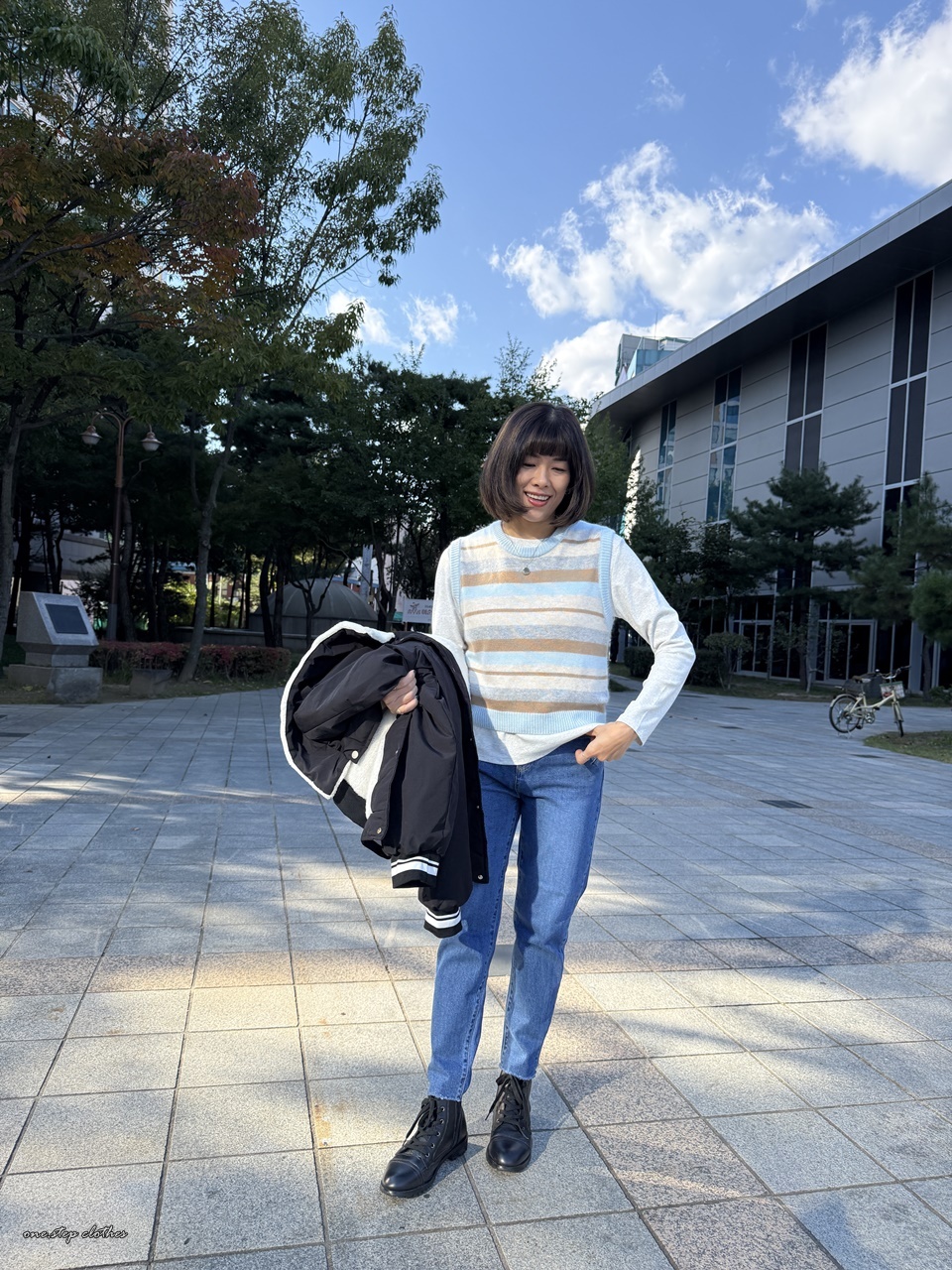 正韓水藍橫條軟Q毛料背心