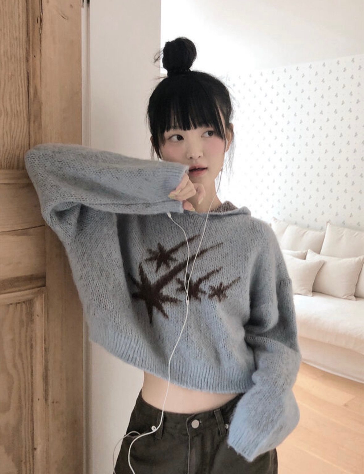 【優惠預訂】韓國流星圖案短款連帽冷衫（4色）