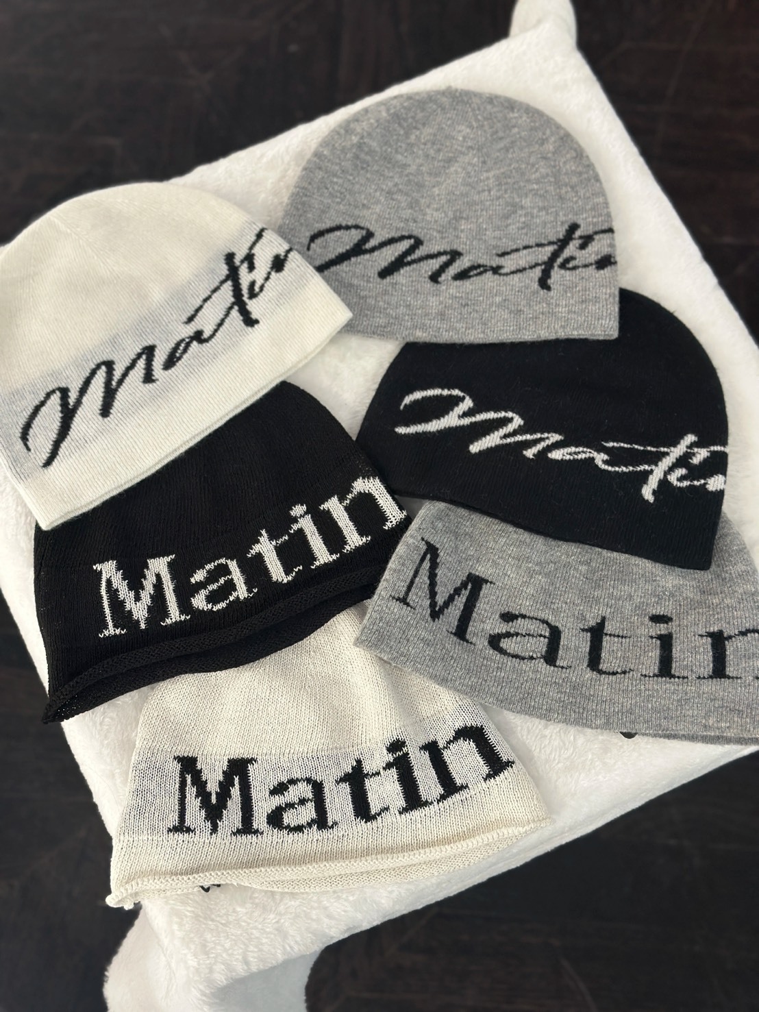 MATIN KIM 黑色 灰色 白色 帽子