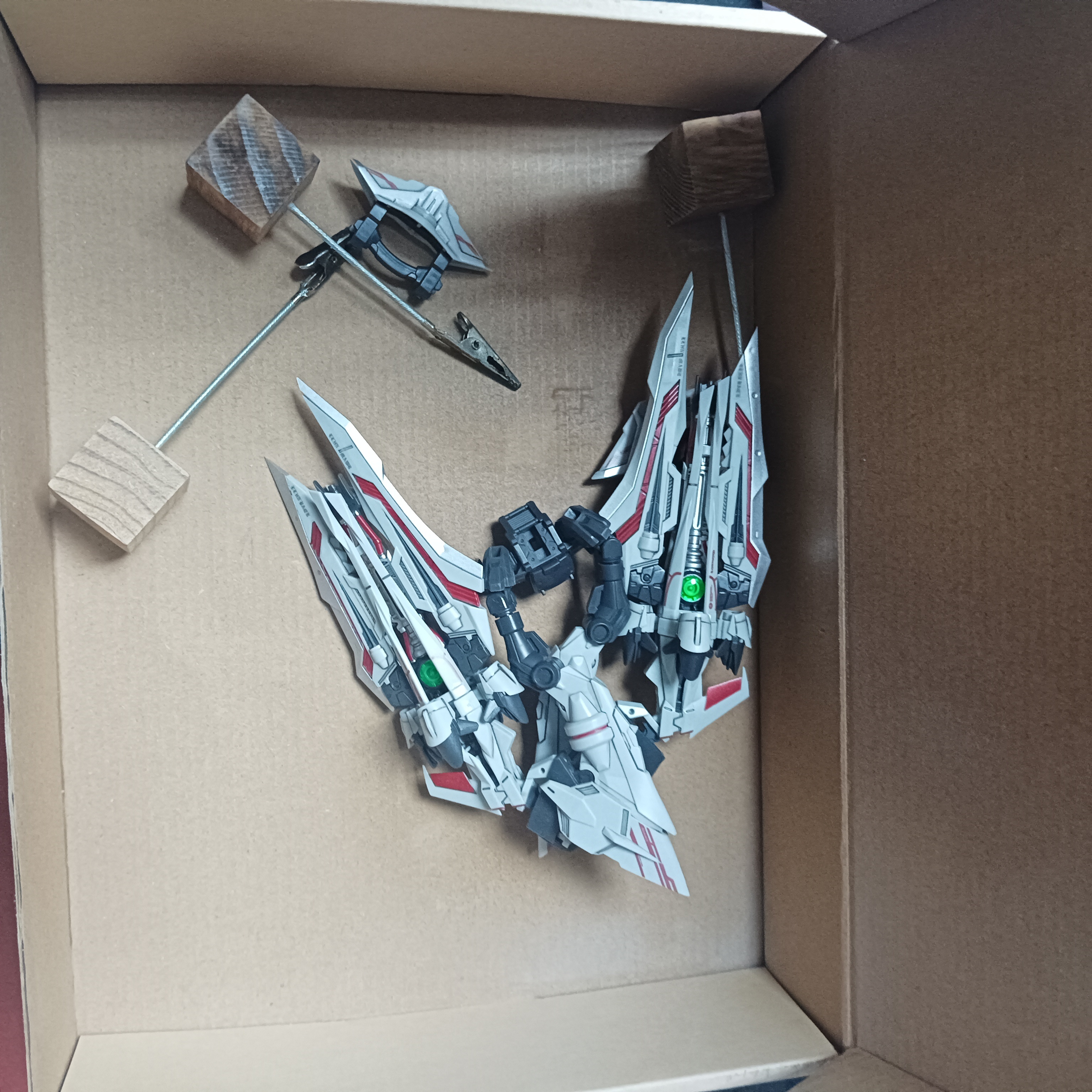 寄賣-大陸副厰 HG 紅龍劍