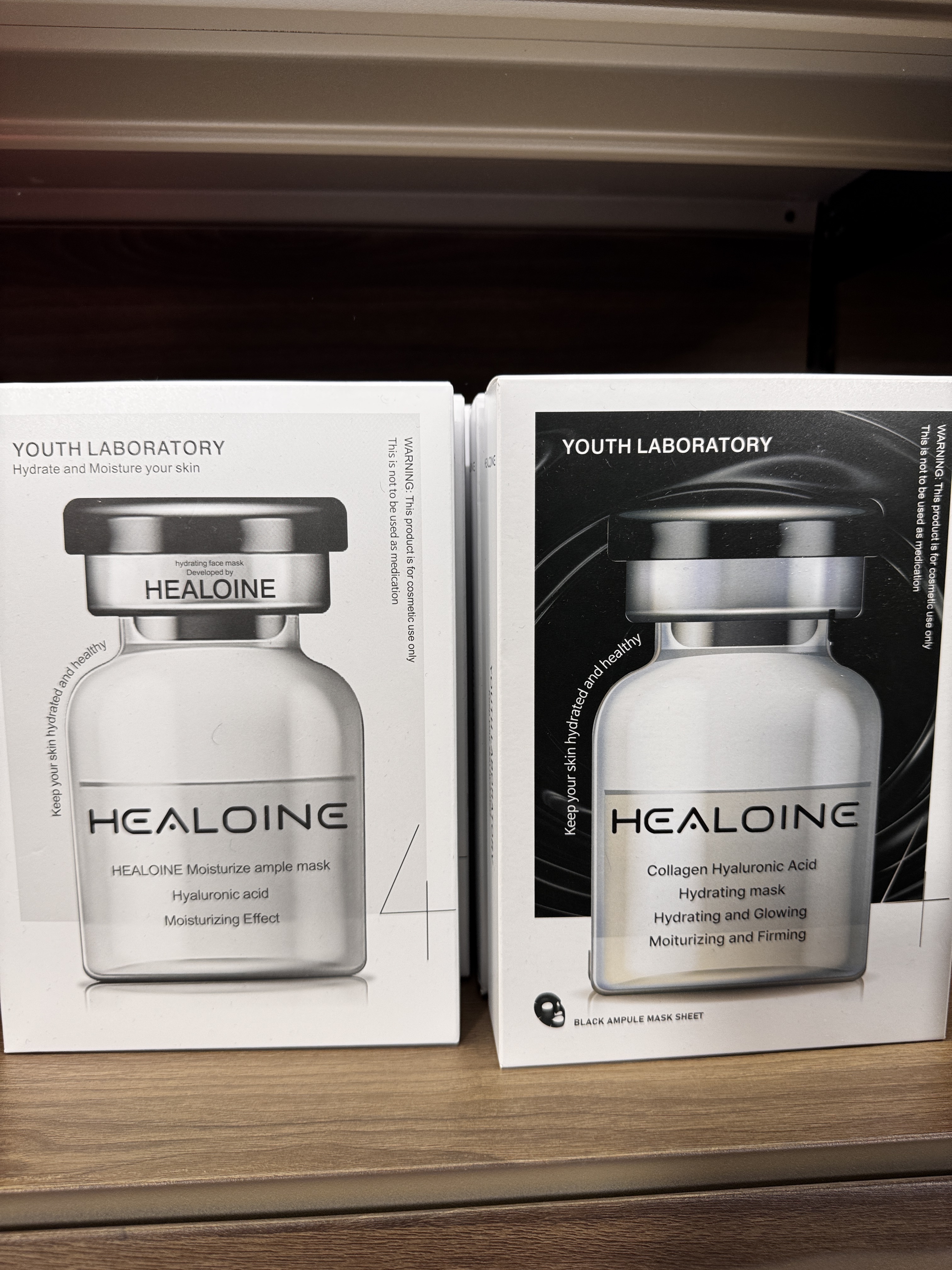 HEALOINE 醫美級別面膜【白色 ：補水保濕、修護肌膚屏障、舒緩肌膚不適、提亮膚色 黑色 ：撫平細紋、收縮毛孔並防止肌膚老化】