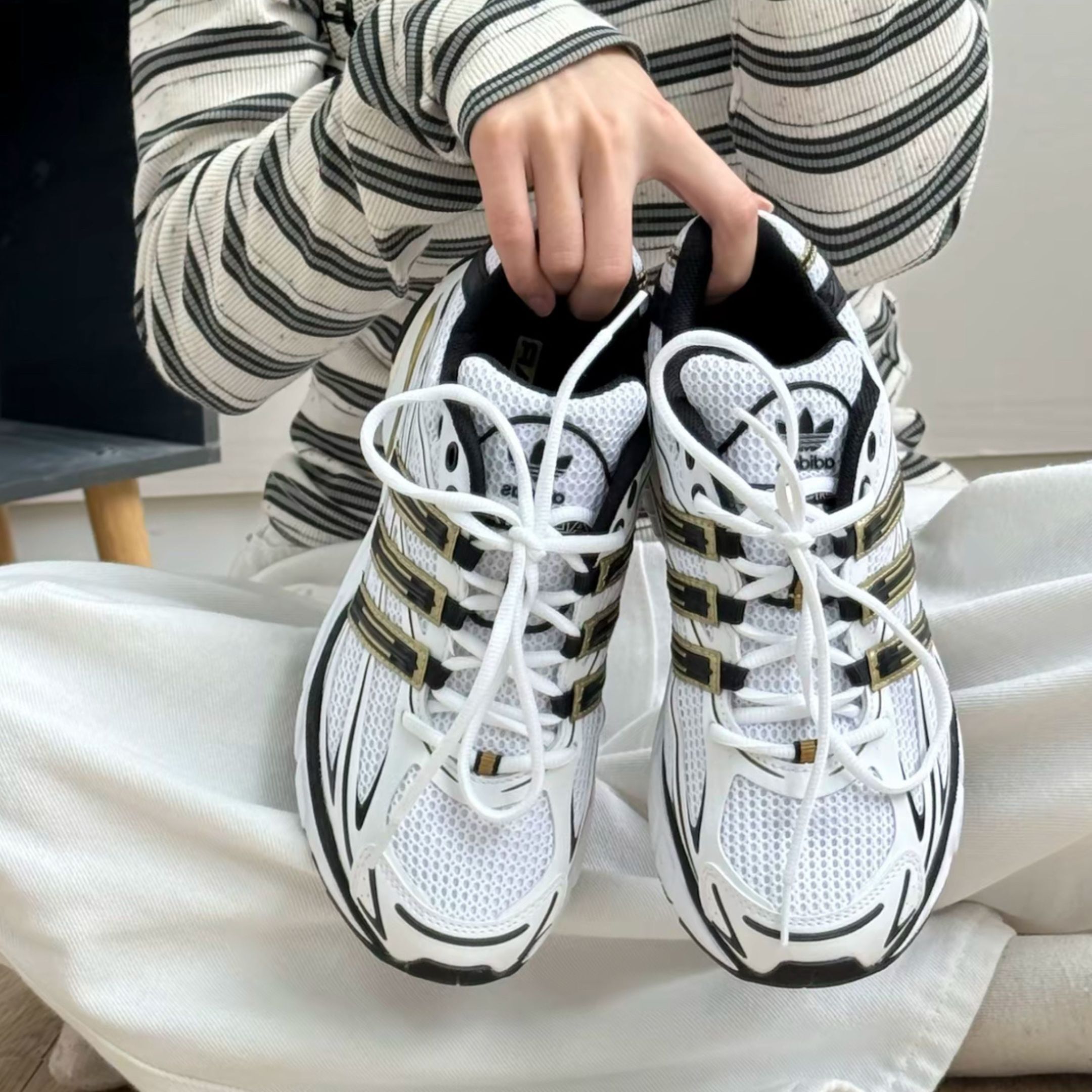 NICEDAY 代購 Adidas Adistar Cushion 白金 黑白 金 黑金 復古 增高 白 老爹鞋 IH3386