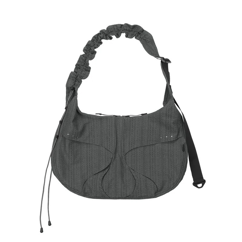 oqLiq Misaligned Bag