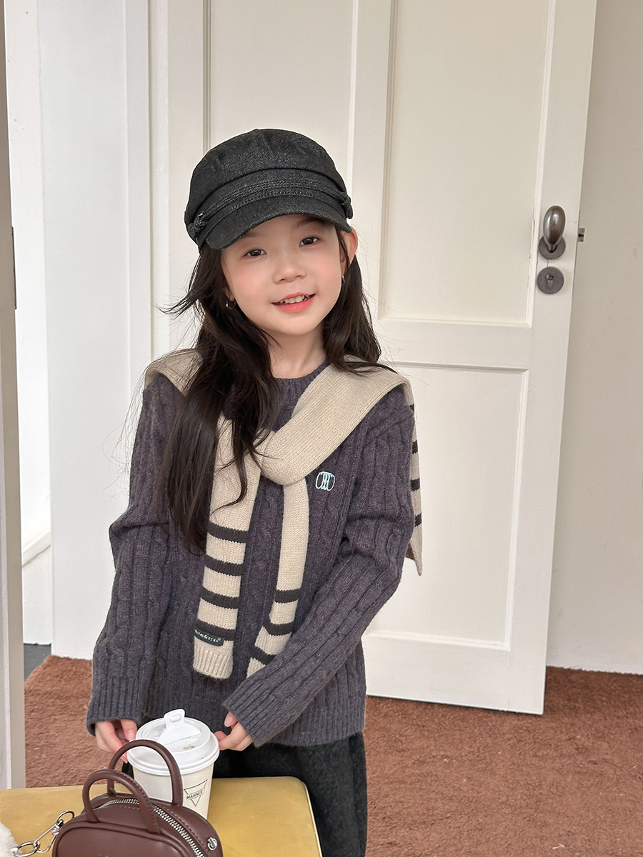 冬日氛圍感麻花針織上衣