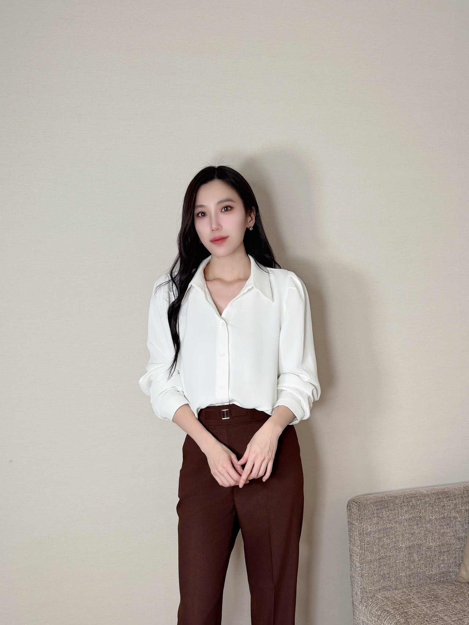 (職場百搭)肩抓褶襯衫