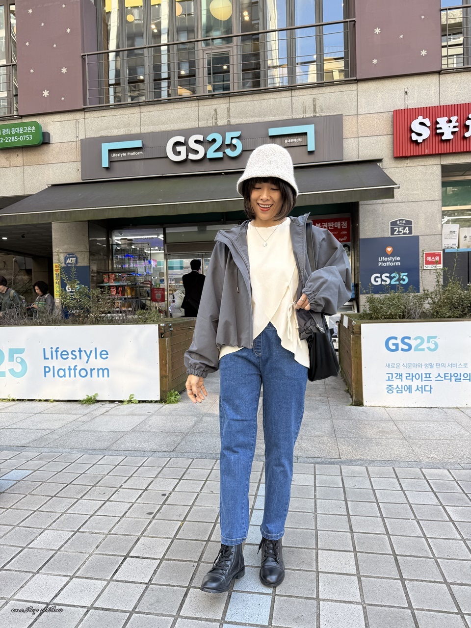 正韓Top拉鍊口袋連帽風衣外 (黑)