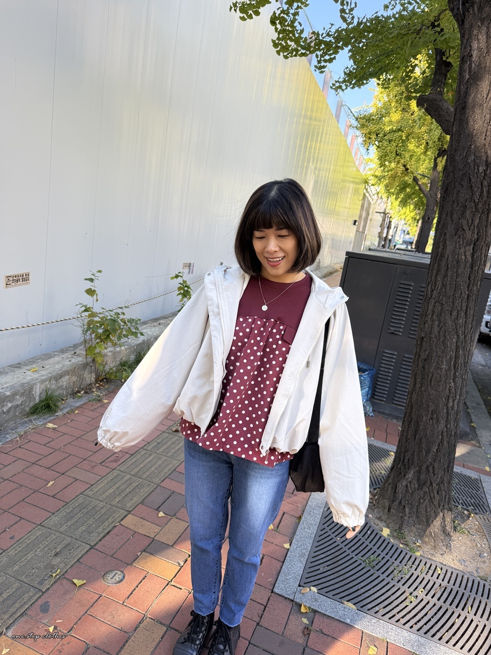 正韓Top拉鍊口袋連帽風衣外 (米)