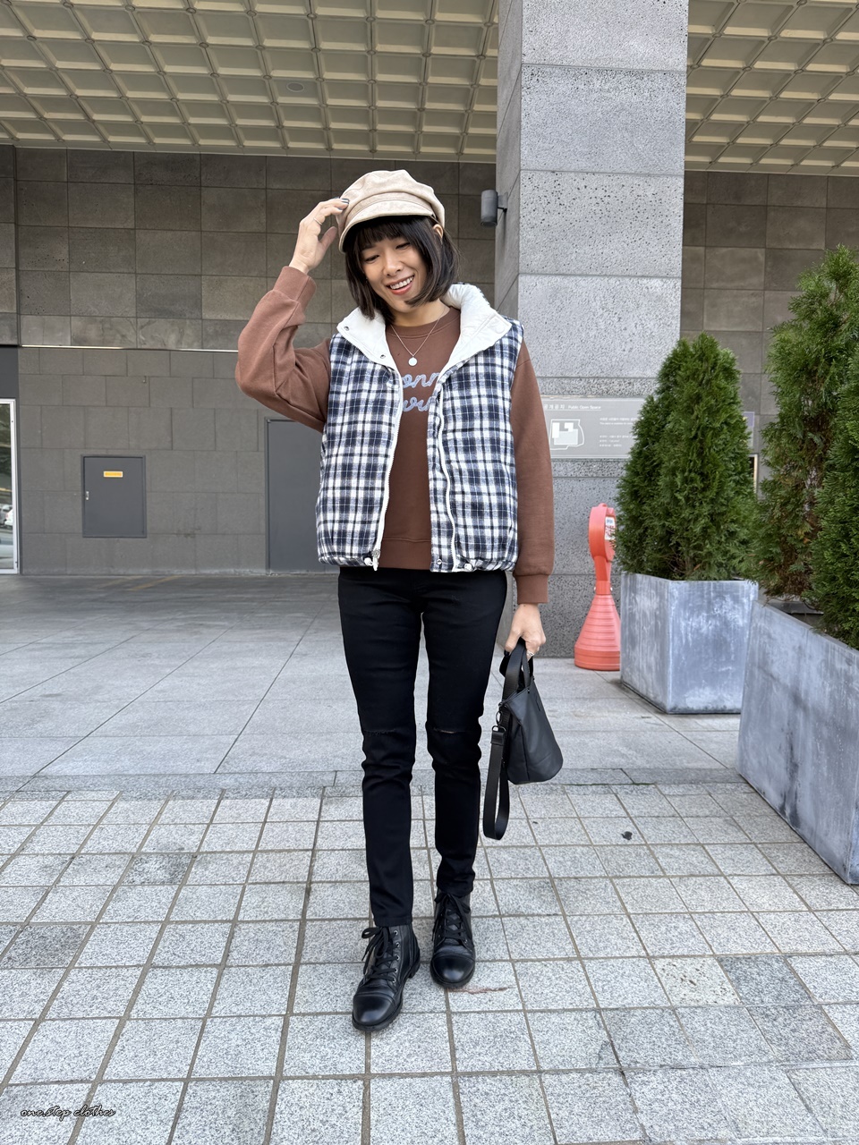 正韓雙面穿格紋鋪棉背心