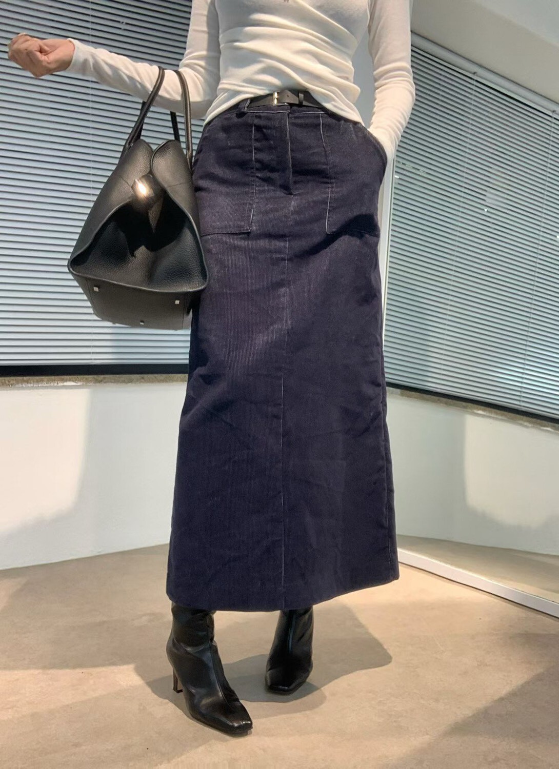 假腰帶絨面長裙