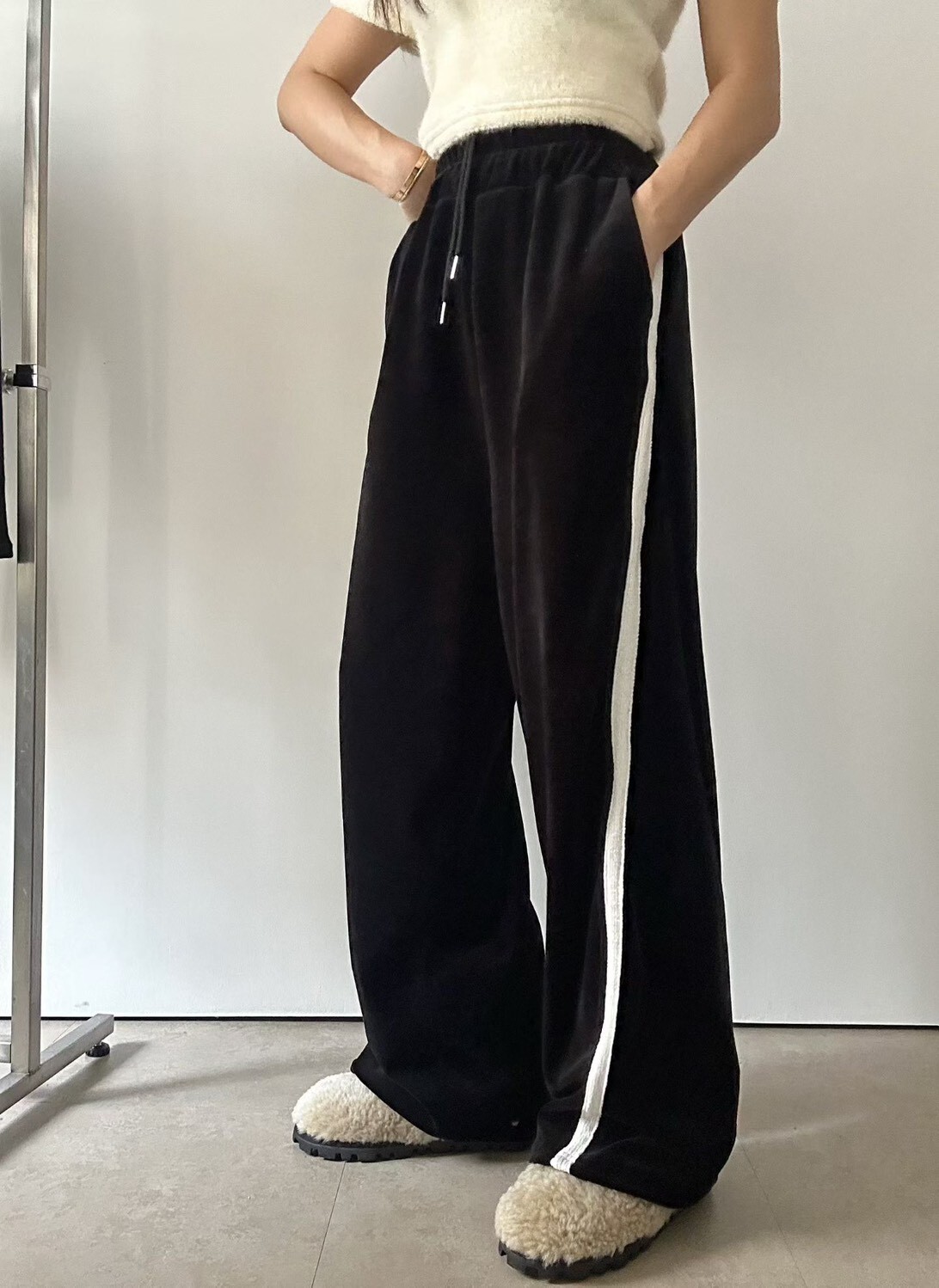 白線斜車絨布運動褲