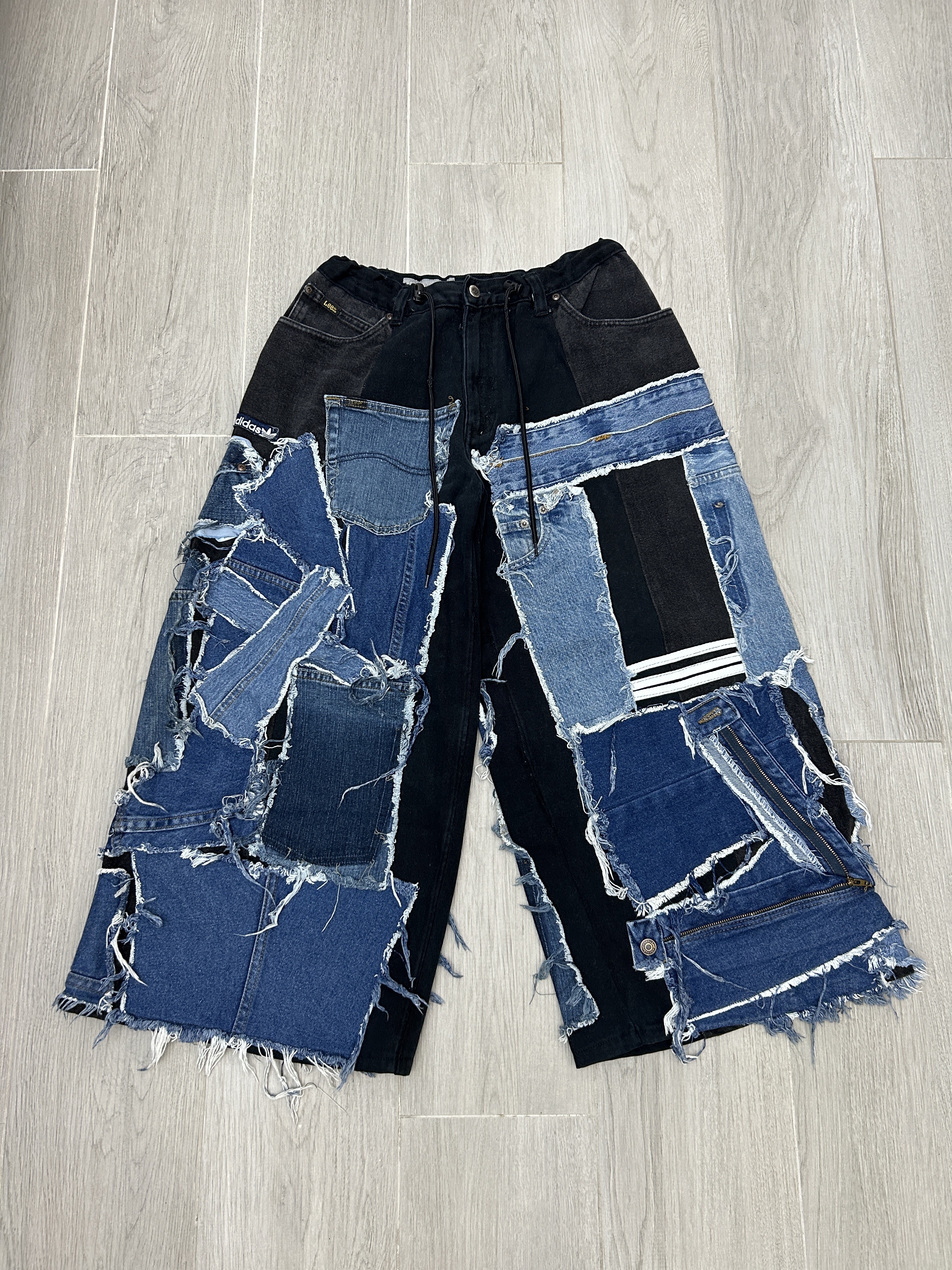 【現貨】泰國REMAKE 重工併布牛仔寬褲