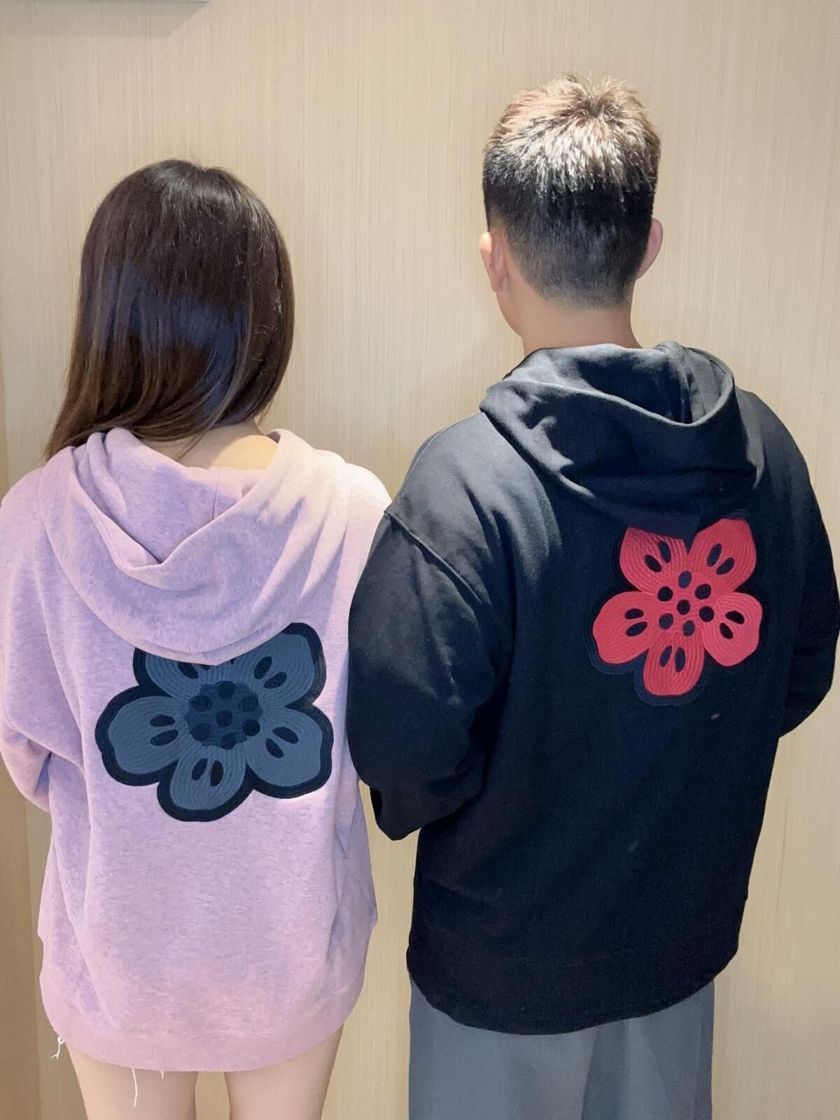 Kenzo 黑色 併 紅小海棠花 有帽衛衣 男女同款