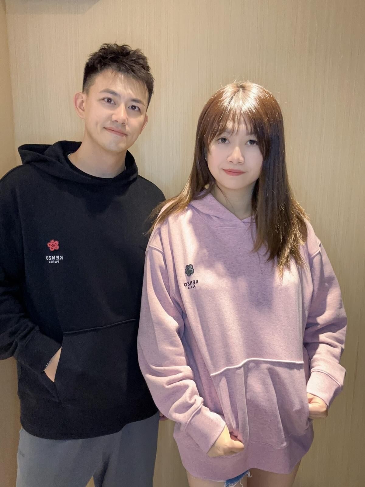 Kenzo 黑色 併 紅小海棠花 有帽衛衣 男女同款