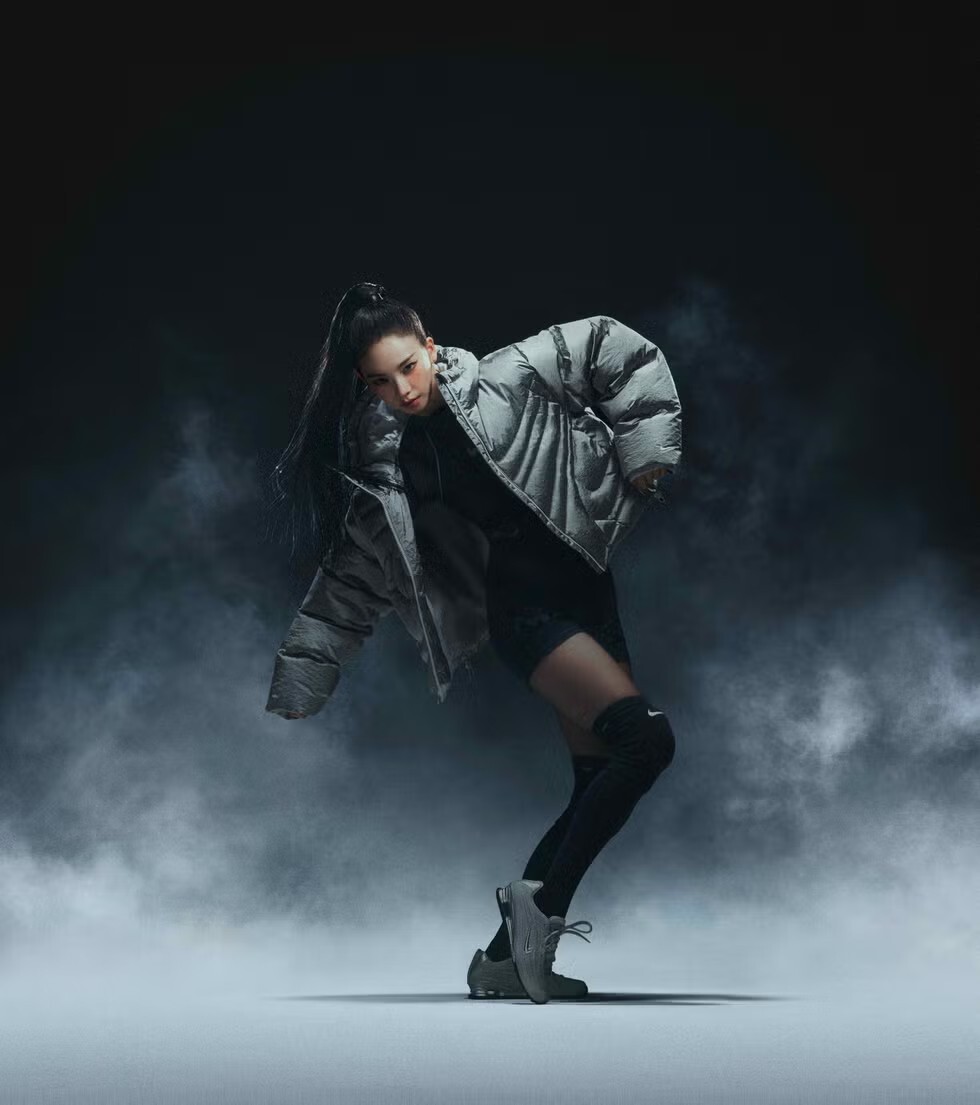 女鞋 NIKE W SHOX Z 銀色 氣墊 緩震 復古 彈簧鞋 運動鞋【HQ7540-001】KARINA同款