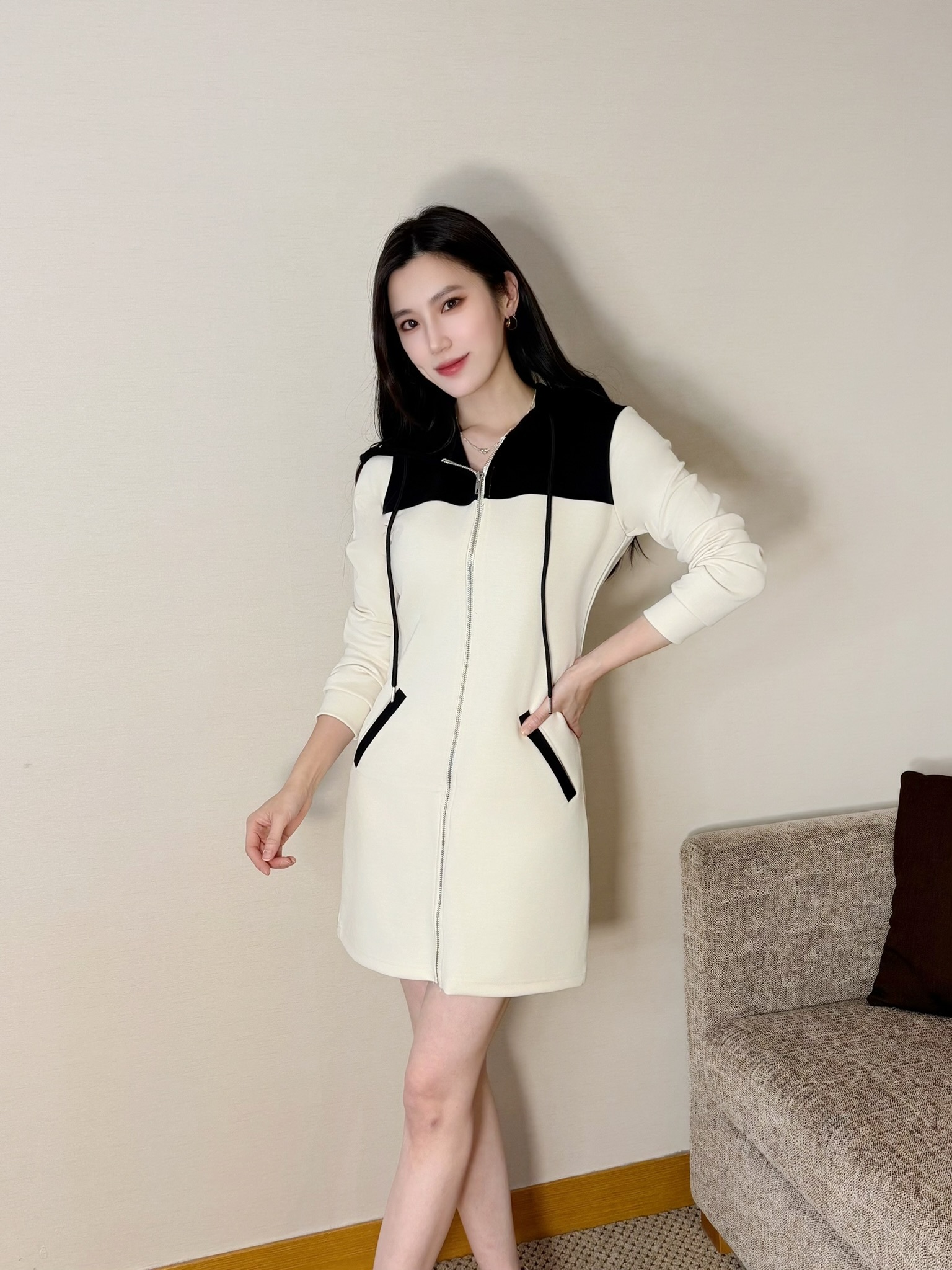 撞色棉料拉鍊連帽洋裝