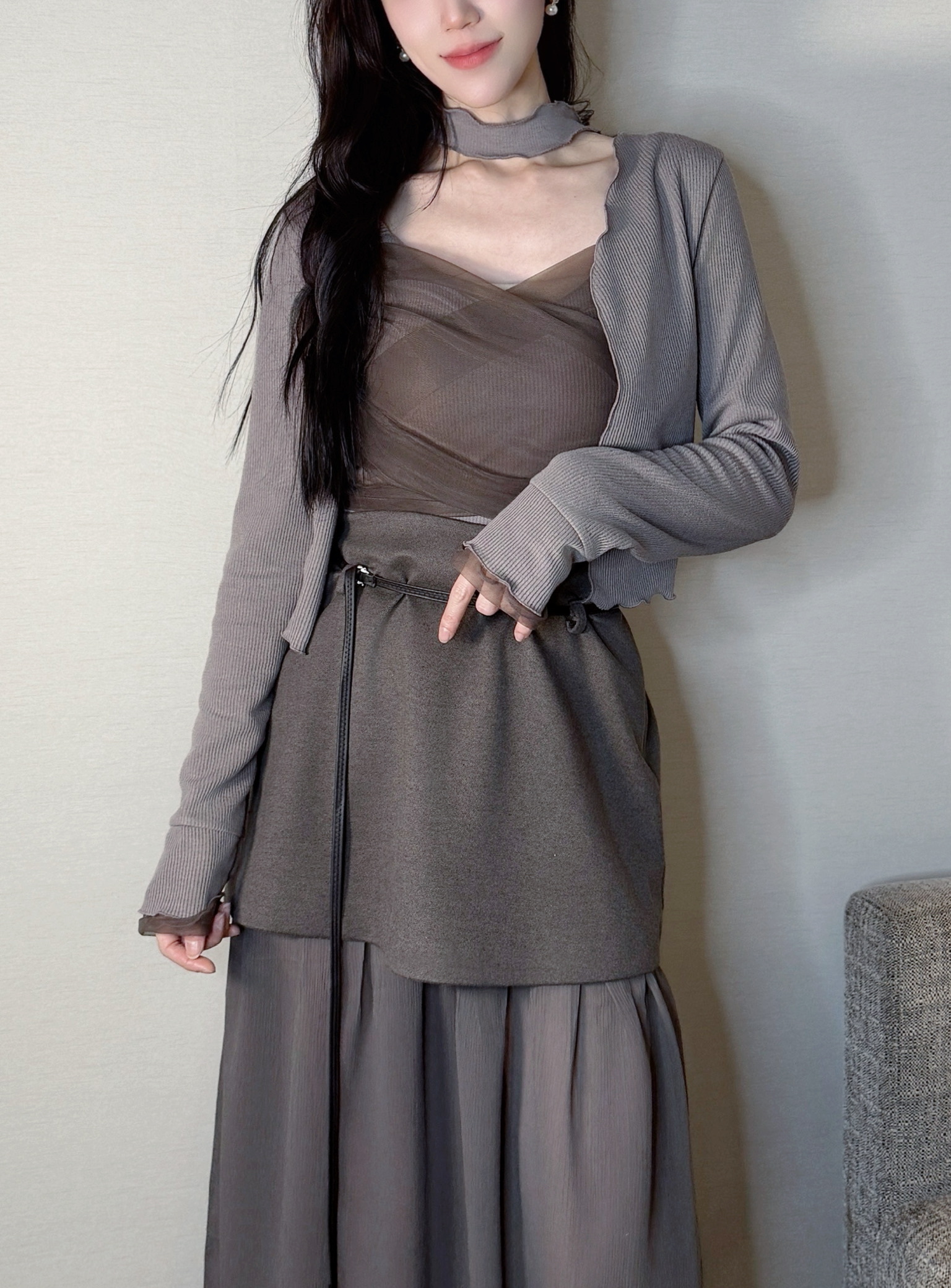 仙女下凡!交叉透紗背心+針織外套