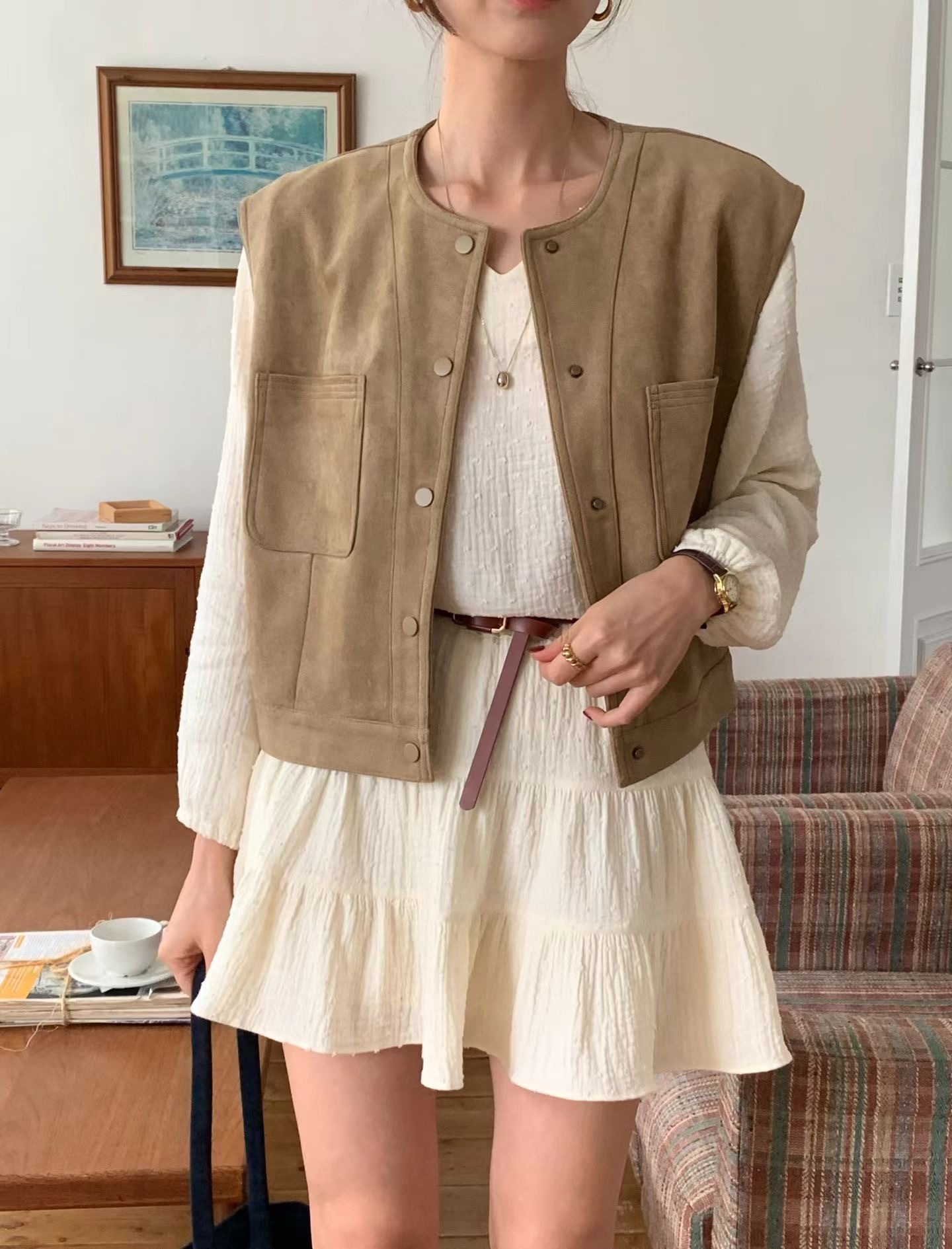 Suede pocket vest jacket