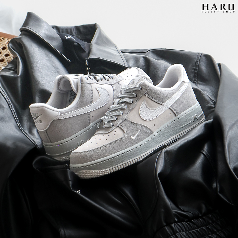 【SALE】NIKE AIR FORCE 1 "LIGHT SMOKE GREY" 煙灰 深灰 淺灰 拼接 麂皮 雙勾 小勾 AF1 女生復古休閒鞋 HV3876-077