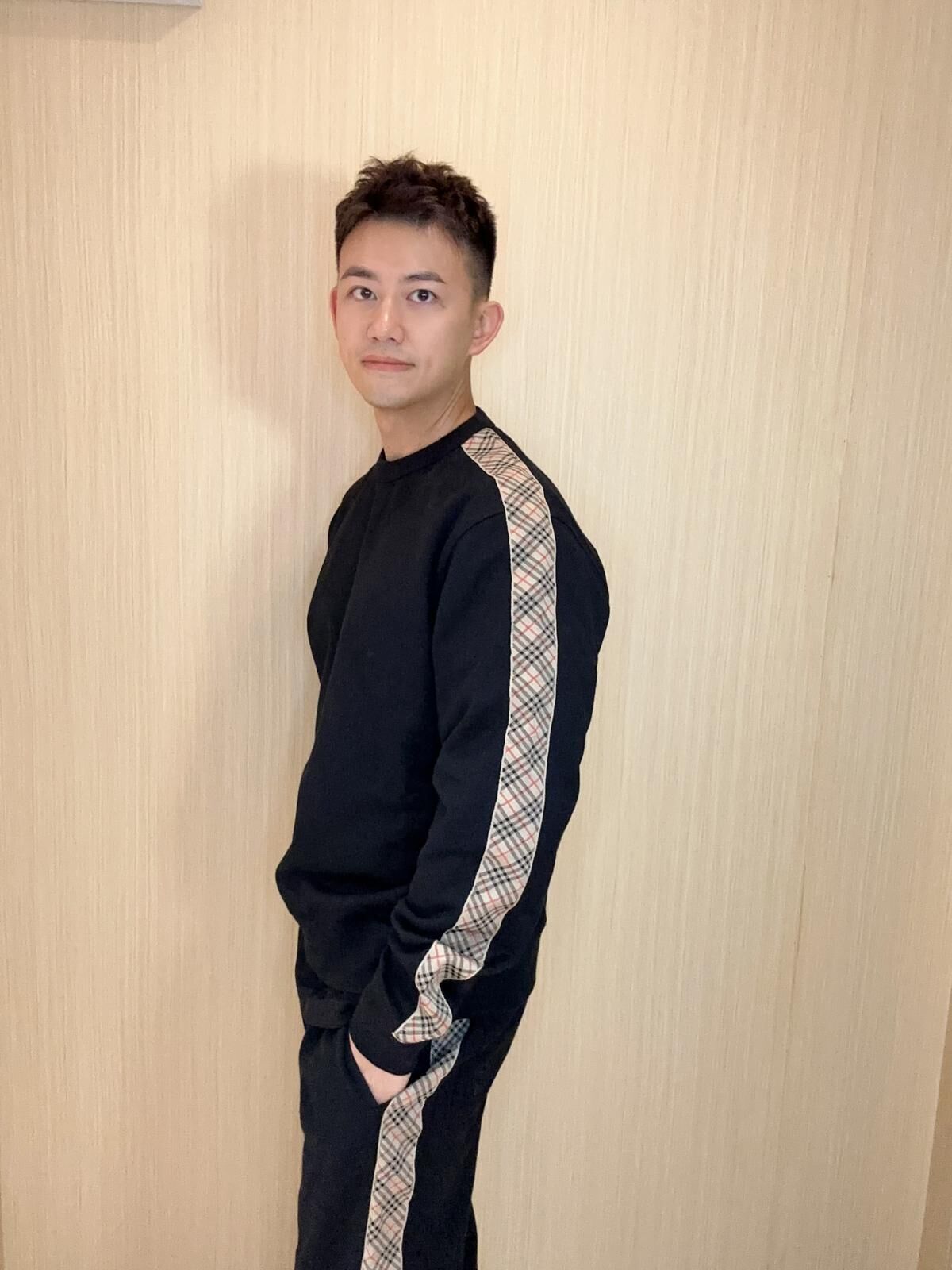 BBR 黑色 手袖有格仔圓領衞衣 男女同款