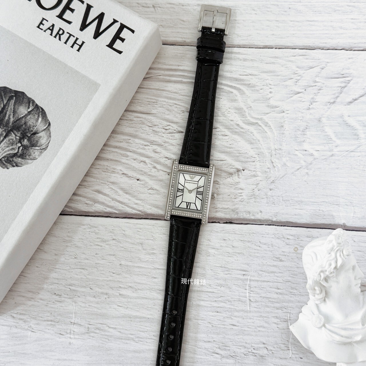 【EMPORIO ARMANI 亞曼尼】 Genni 長方形晶鑽女錶AR11623  21mm 現代鐘錶