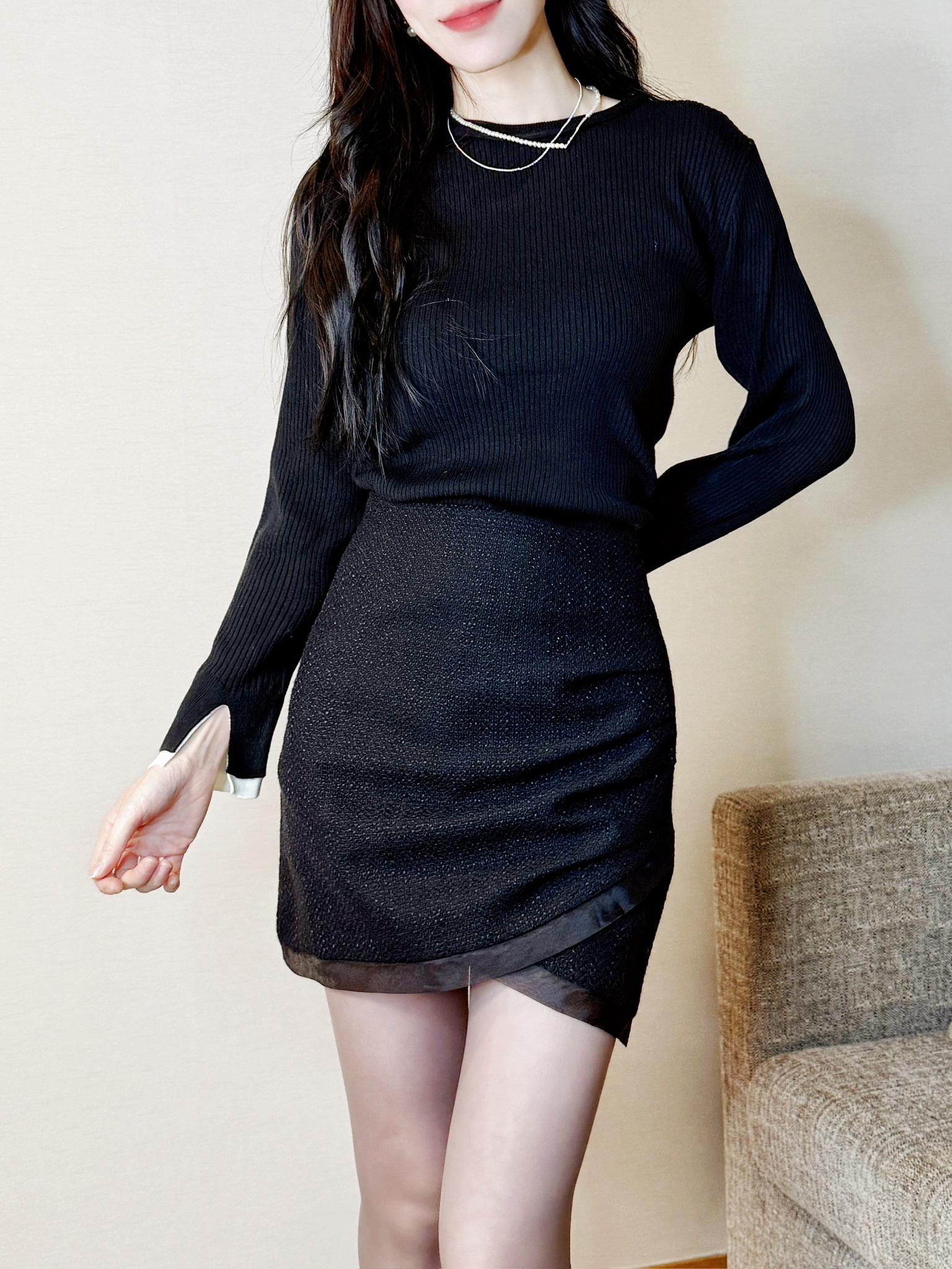 毛呢側抓皺下擺透紗短裙