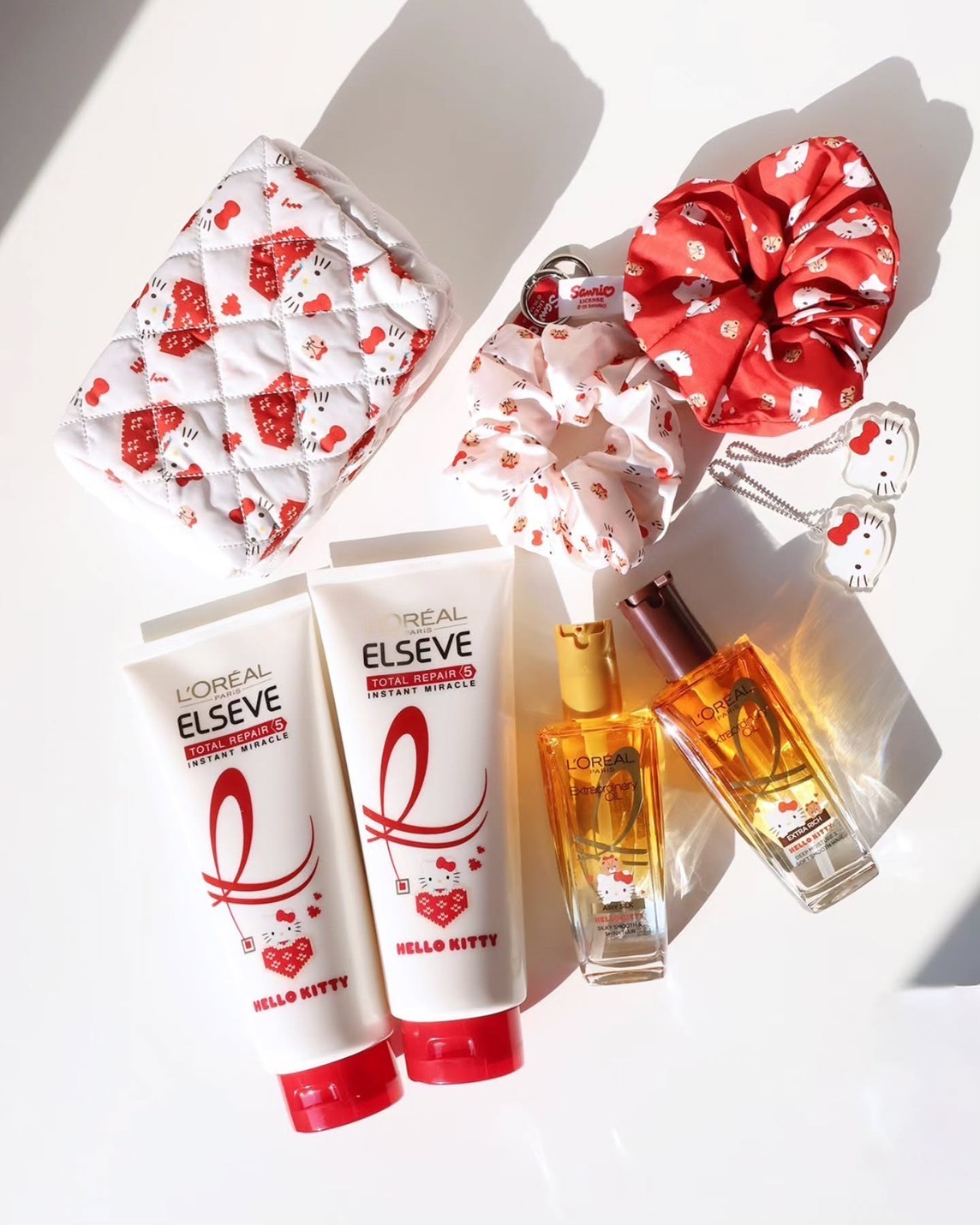 L’Oréal Paris × Hello Kitty 聯名限定版🎀 Total Repair 5 修護髮膜400ml+400ml  送KITTY化妝包