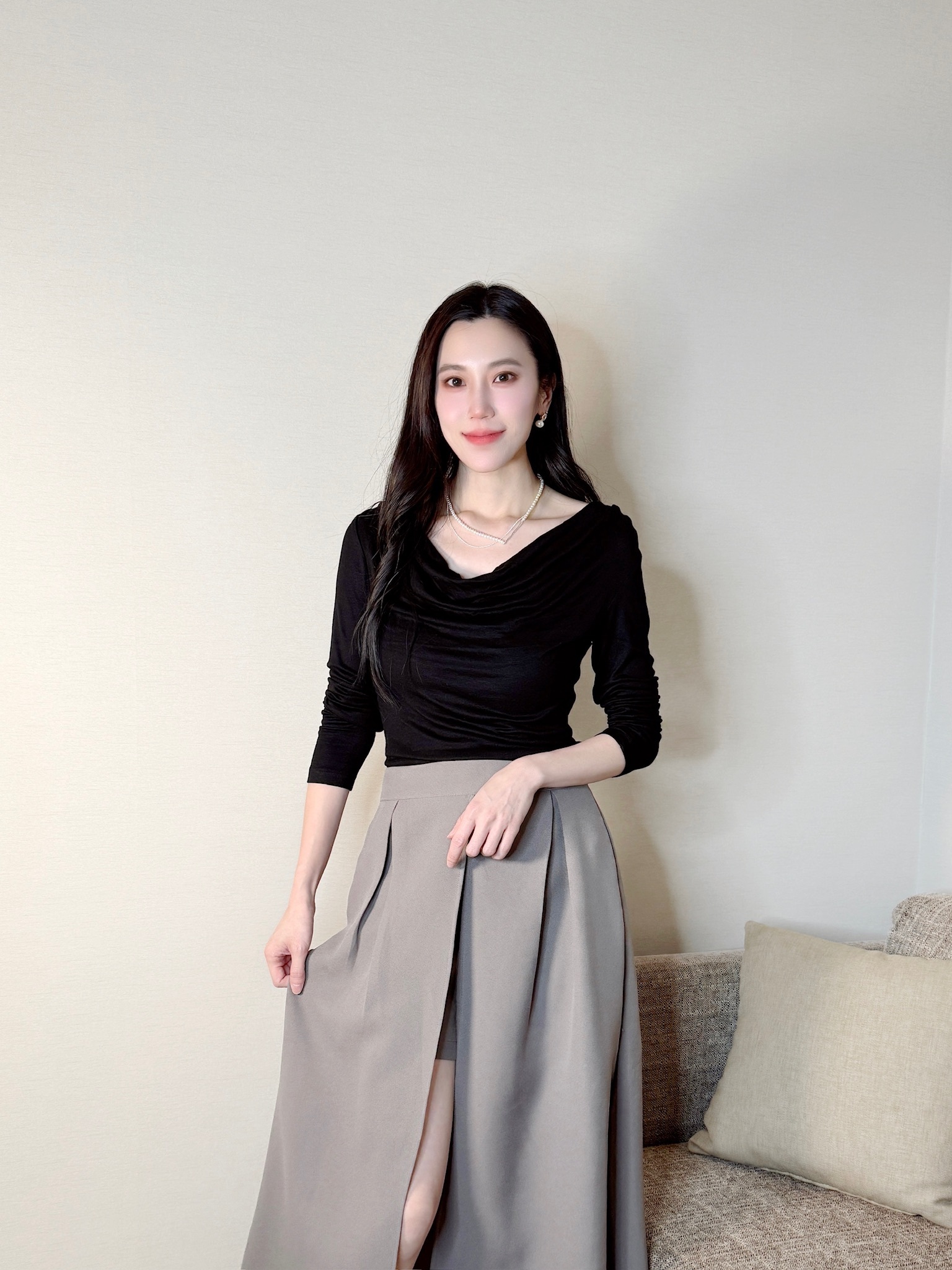 棉料彈性垂墜領上衣