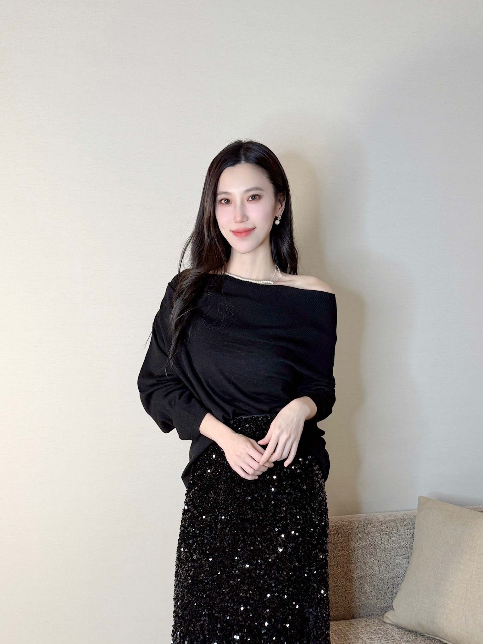 船型領寬鬆針織上衣